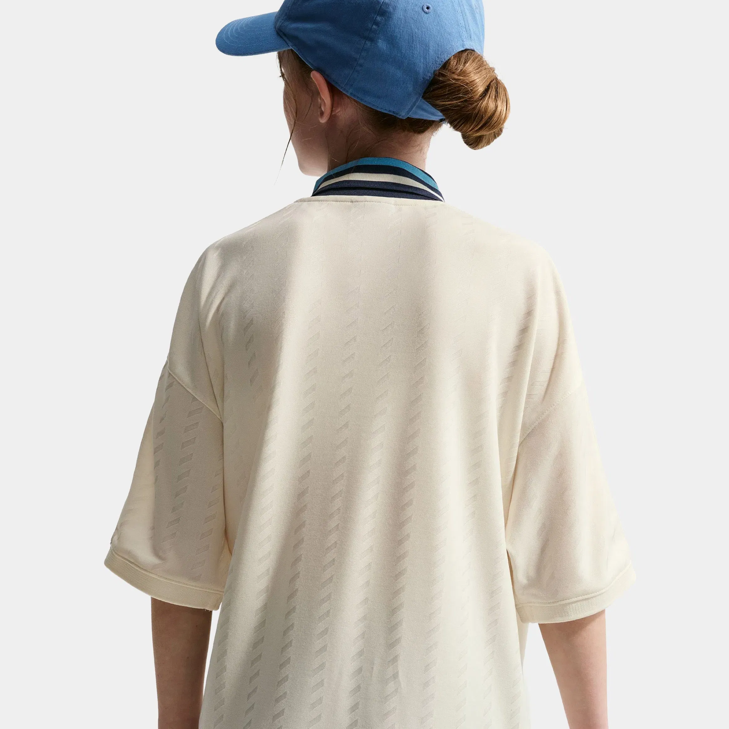 Nike Sportwear Clean Grade School Jersey (Soft Pearl/Midnight Navy/University Blue)