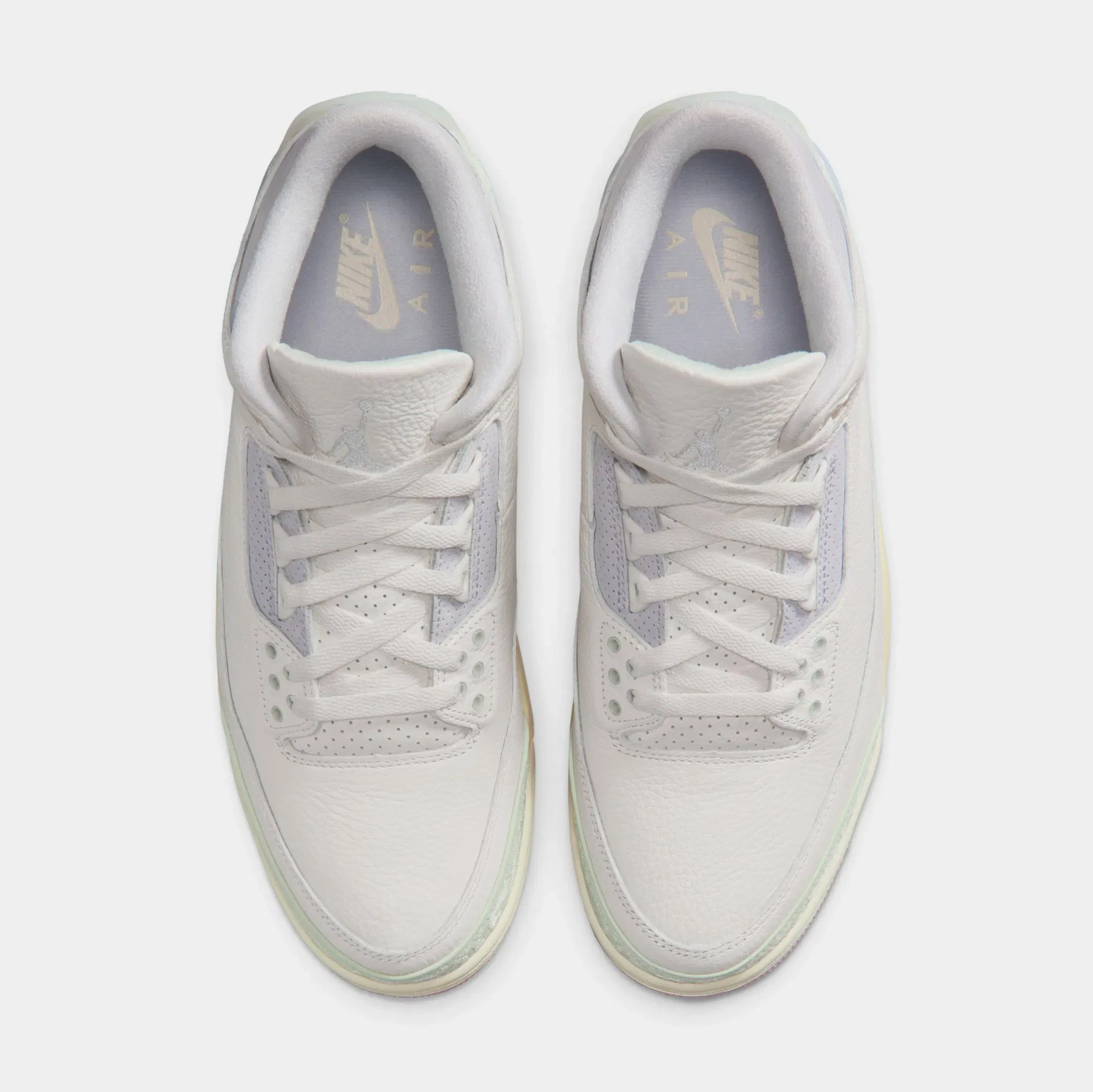 Air Jordan 3 Retro Sail And Jade Aura Mens Lifestyle Shoes (Sail/Jade Aura/Aura/Iced Carmine)