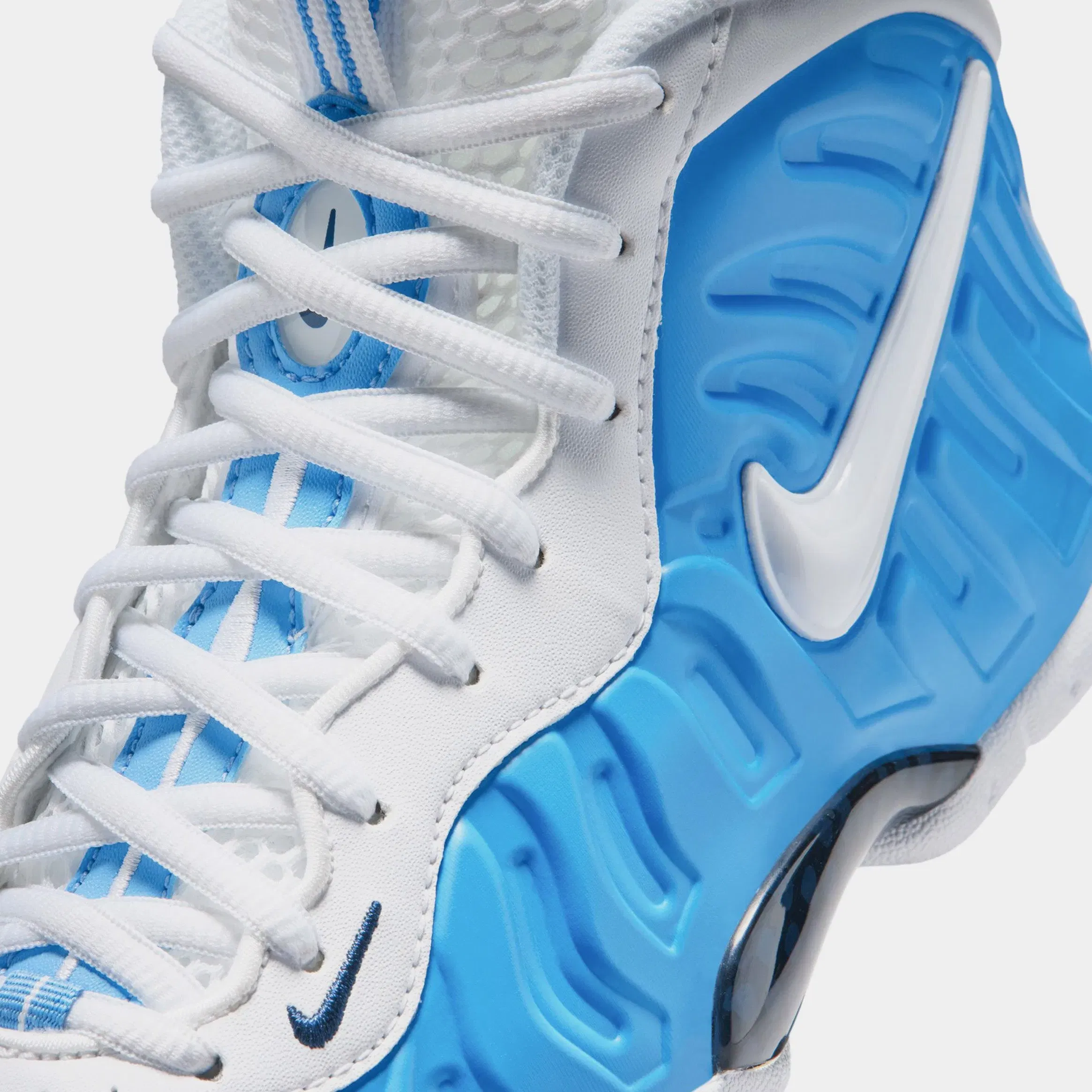 Nike Little Posite Pro University Blue and White Grade School Basketball Shoes (University Blue/White/White)