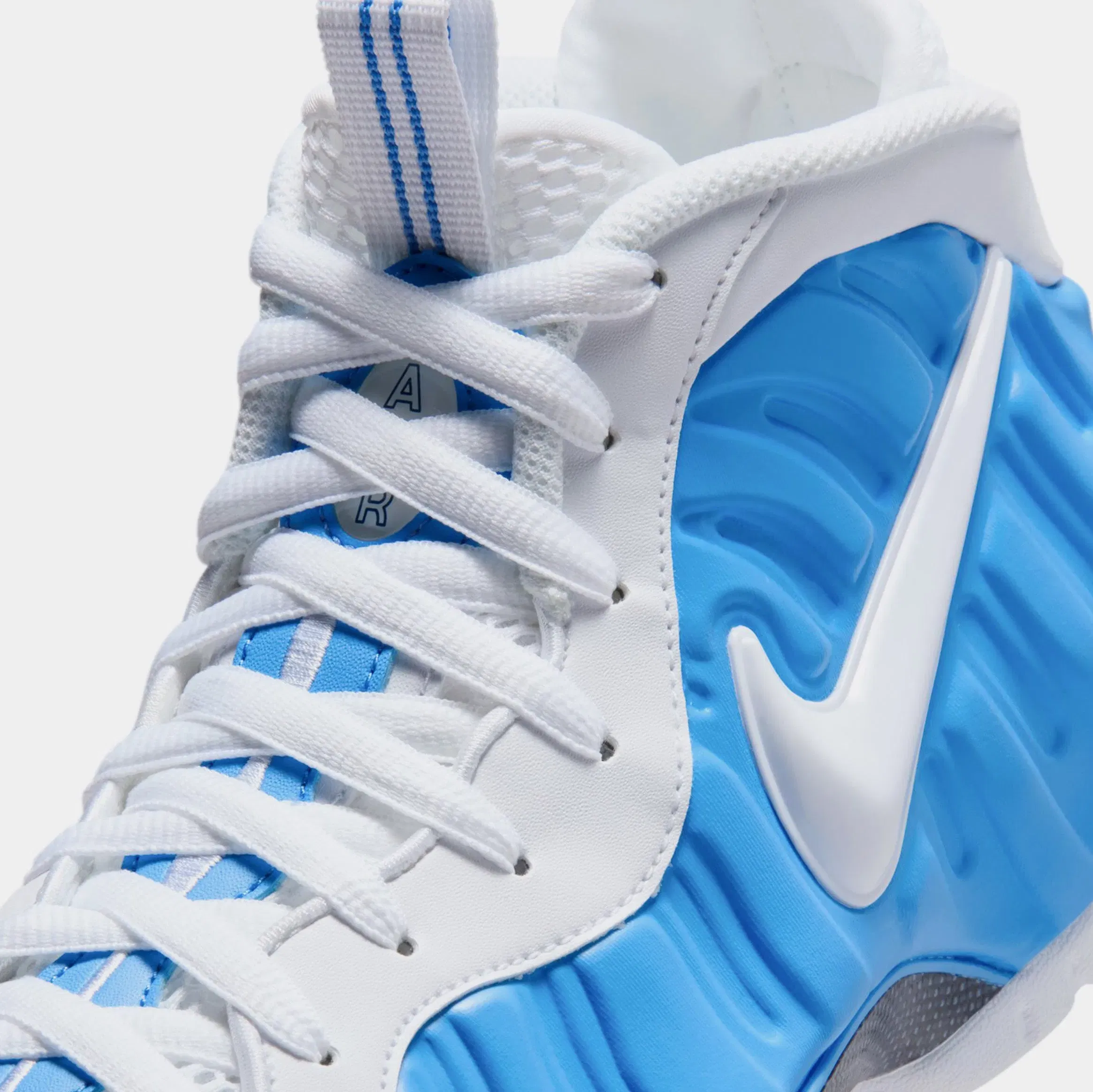 Nike Air Foamposite Pro University Blue and White Mens Basketball Shoes (University Blue/White/White)