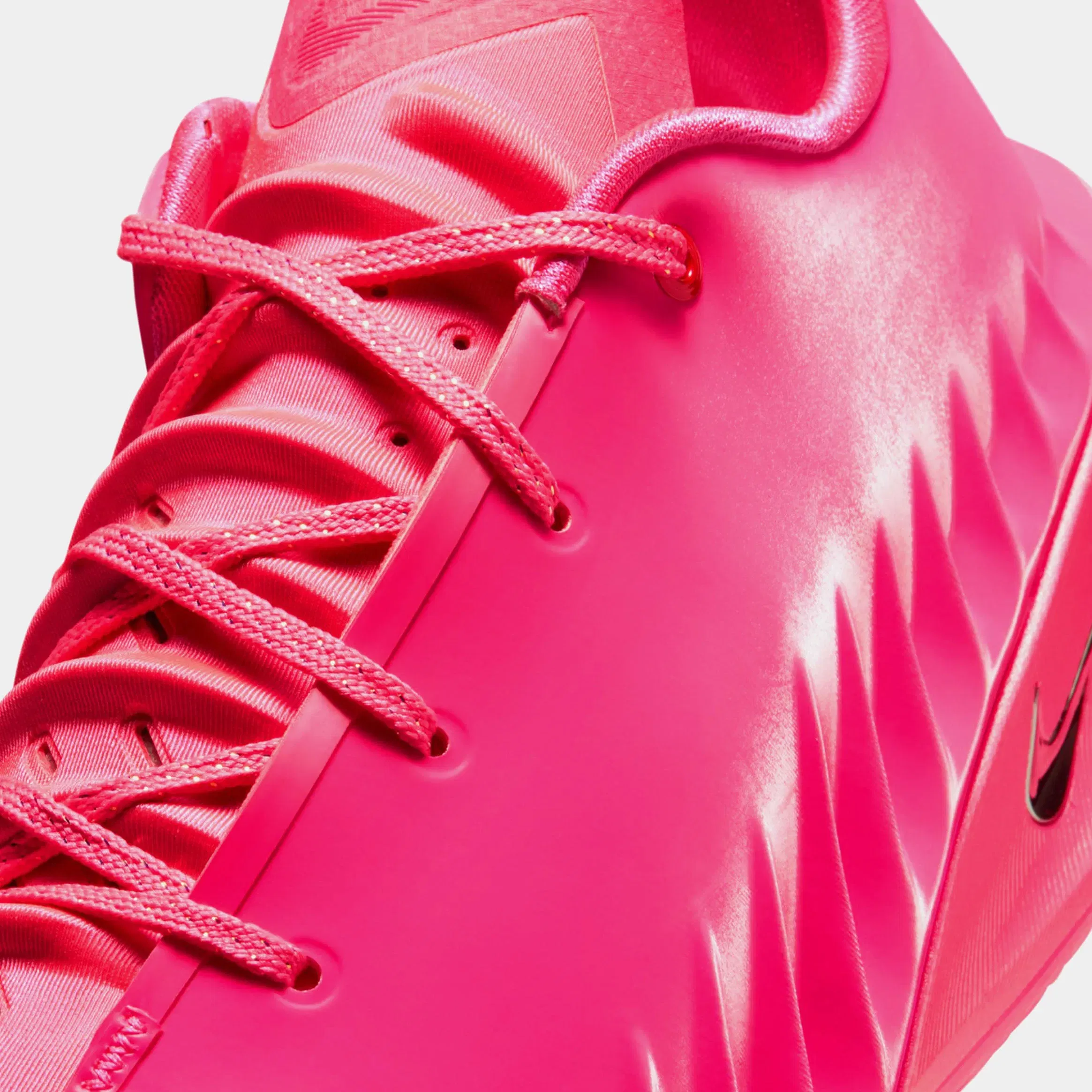 Nike G.T Cut 4 Kay Yow PER Mens Basketball Shoes (Pink)