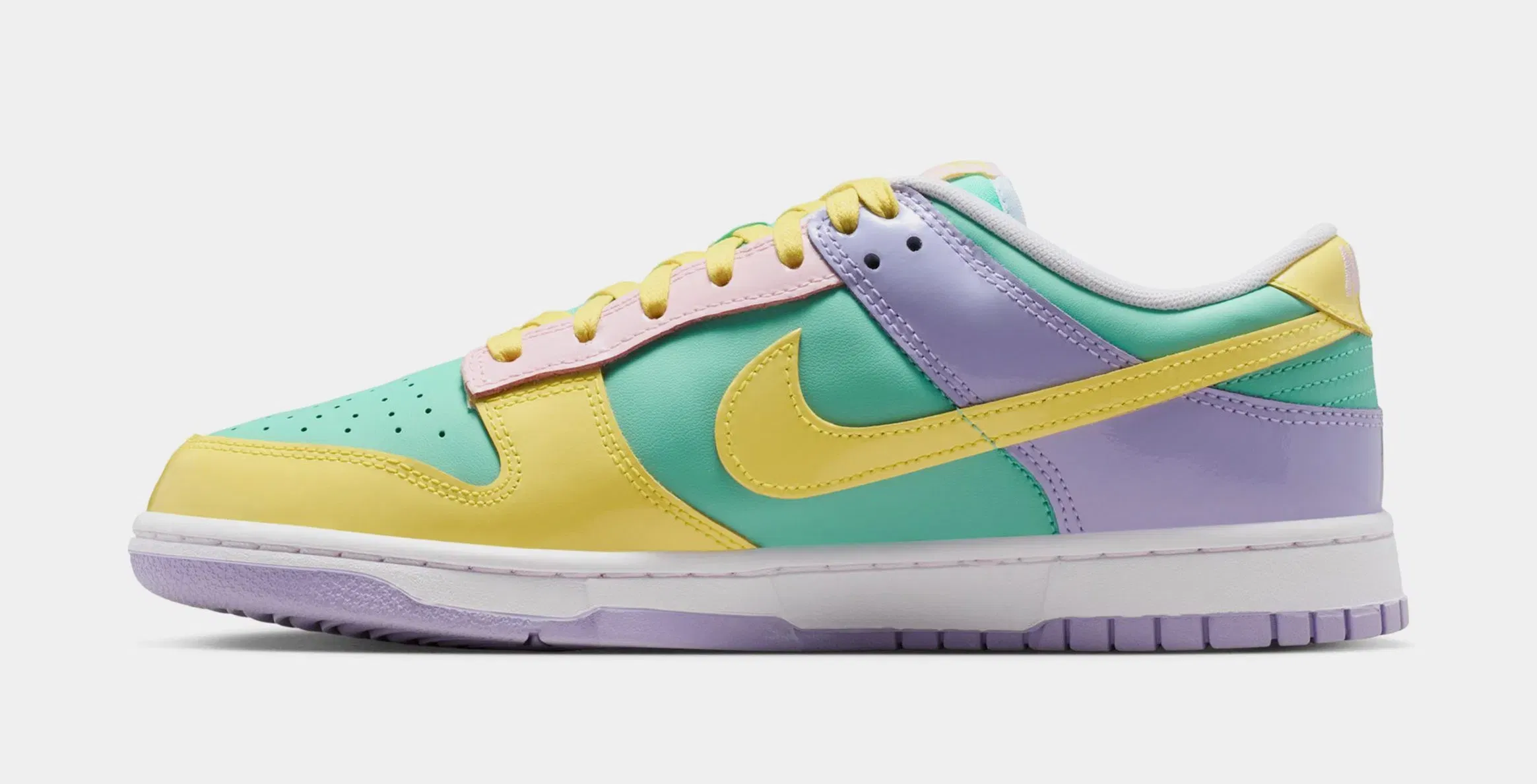 Nike Dunk Low Easter Mens Lifestyle Shoes (Emerald Rise/Yellow Pulse/Hydrangeas)