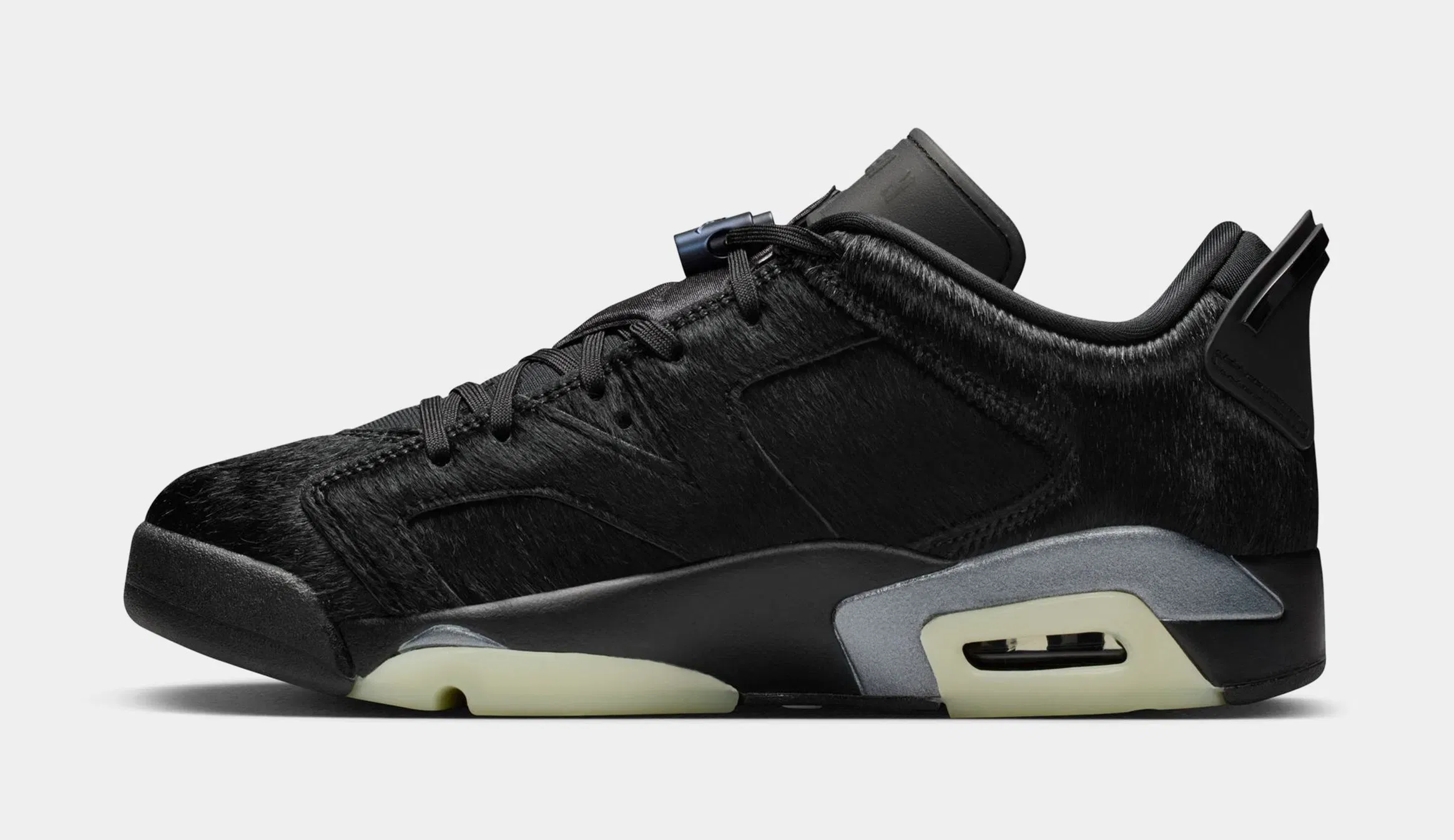 Air Jordan 6 Low Black Out Womens Lifestyle Shoes (Black)