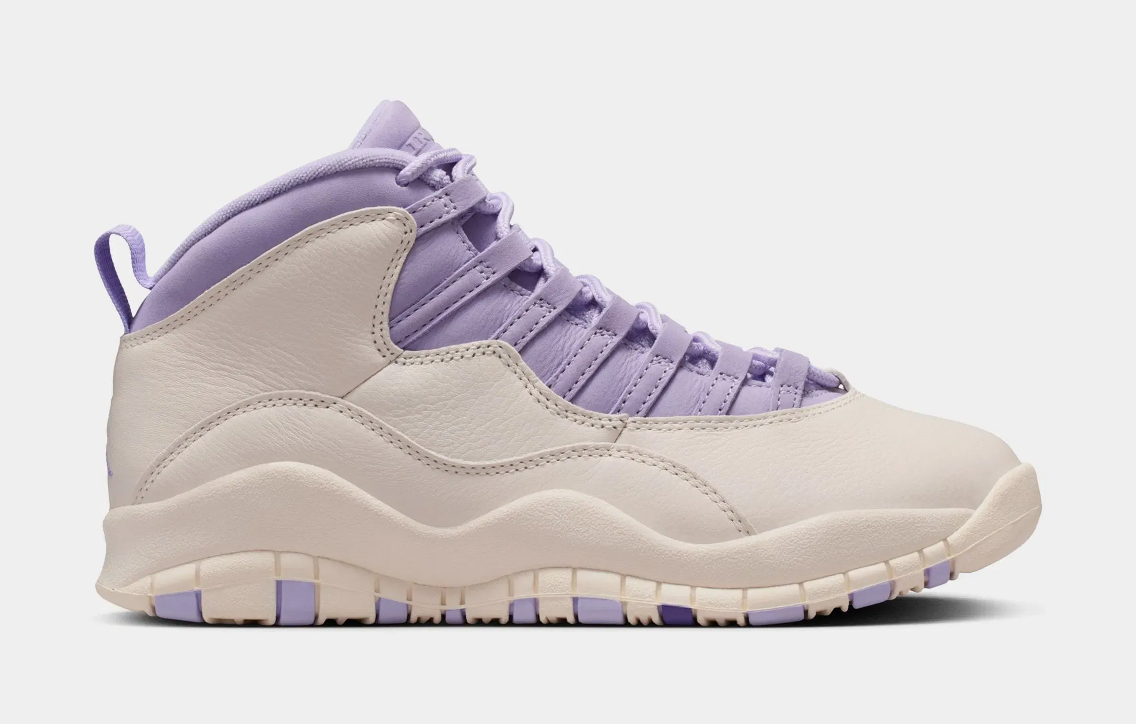 Air Jordan 10 Retro Hydrangeas Womens Lifestyle Shoes (Chalk/Hydrangeas/Wild Grape)