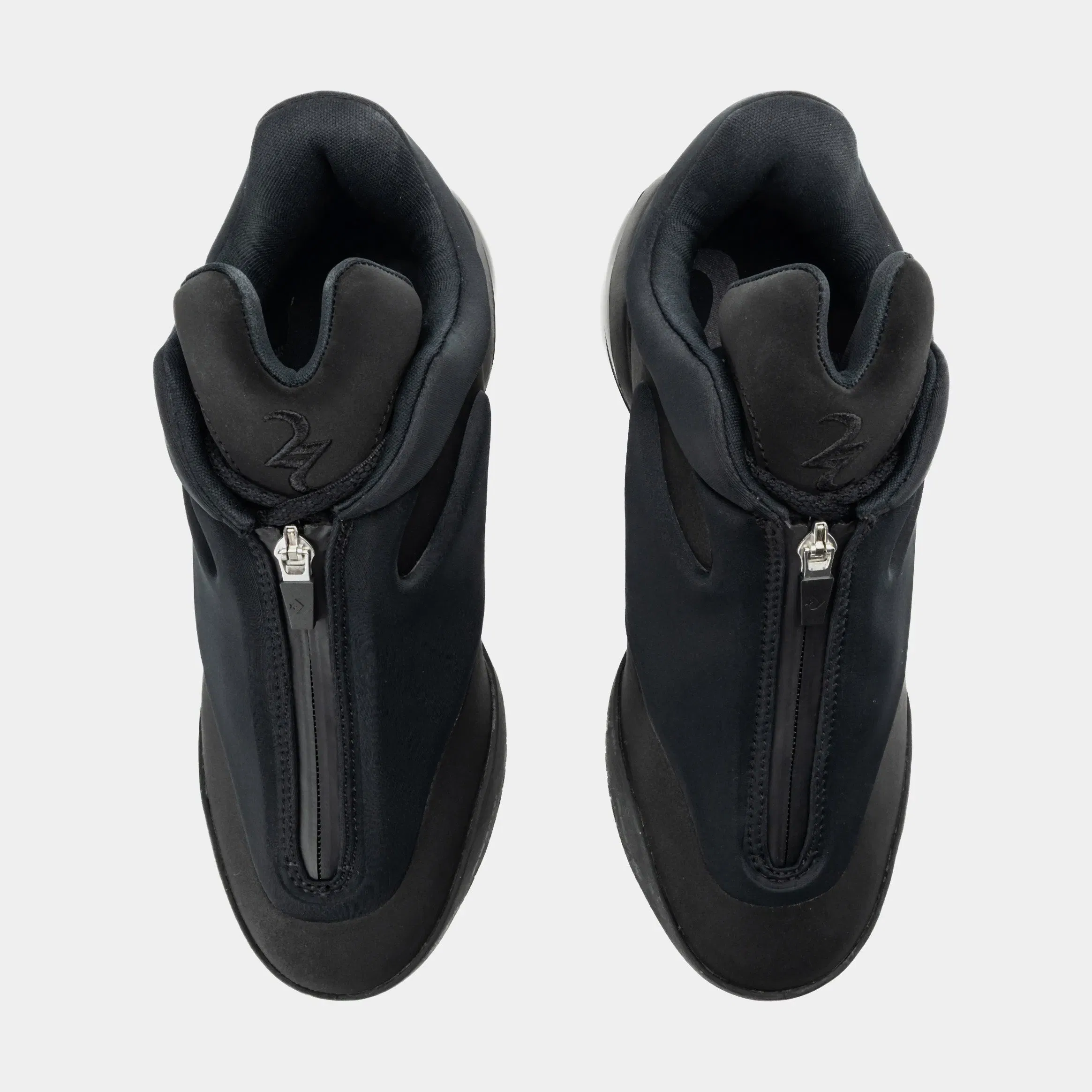 Converse Shai 001 Charm Black Mens Basketball Shoes (Charm Black)