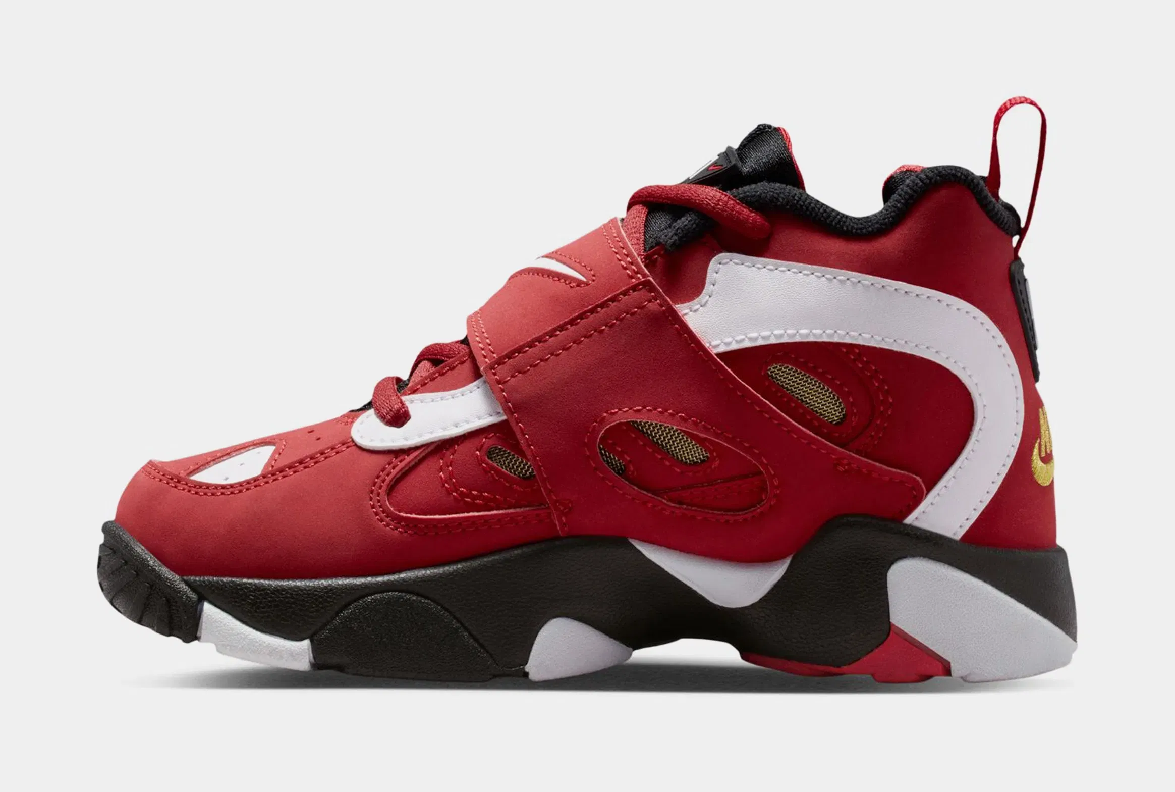 Nike Air Diamond Turf II Prime Red Preschool Basketball Shoes (Prime Red/White/Black/Metallic Gold)
