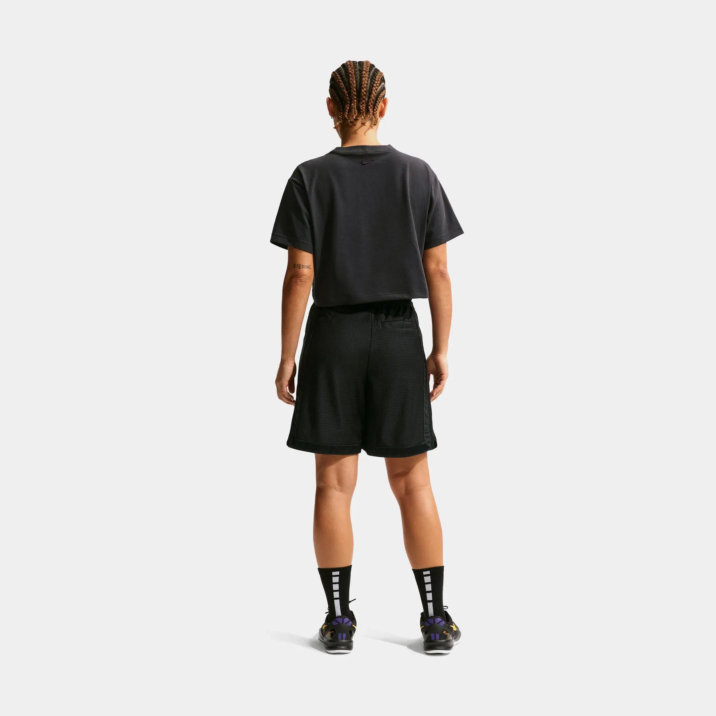 Nike Kobe Basketball Womens Shorts (Black/Black)
