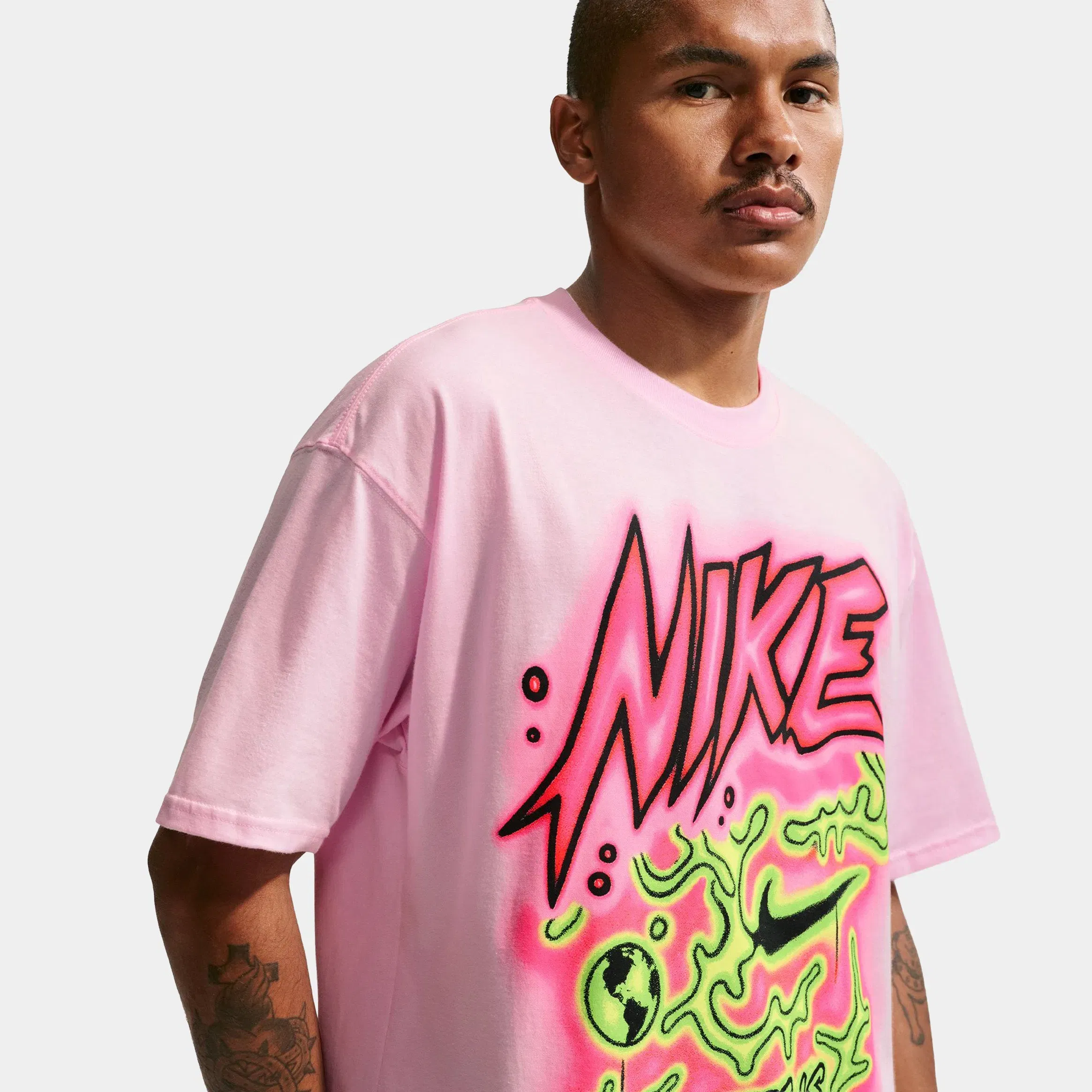 Nike Max90 No Finish Line Mens Short Sleeve Shirt (Pink/Green)