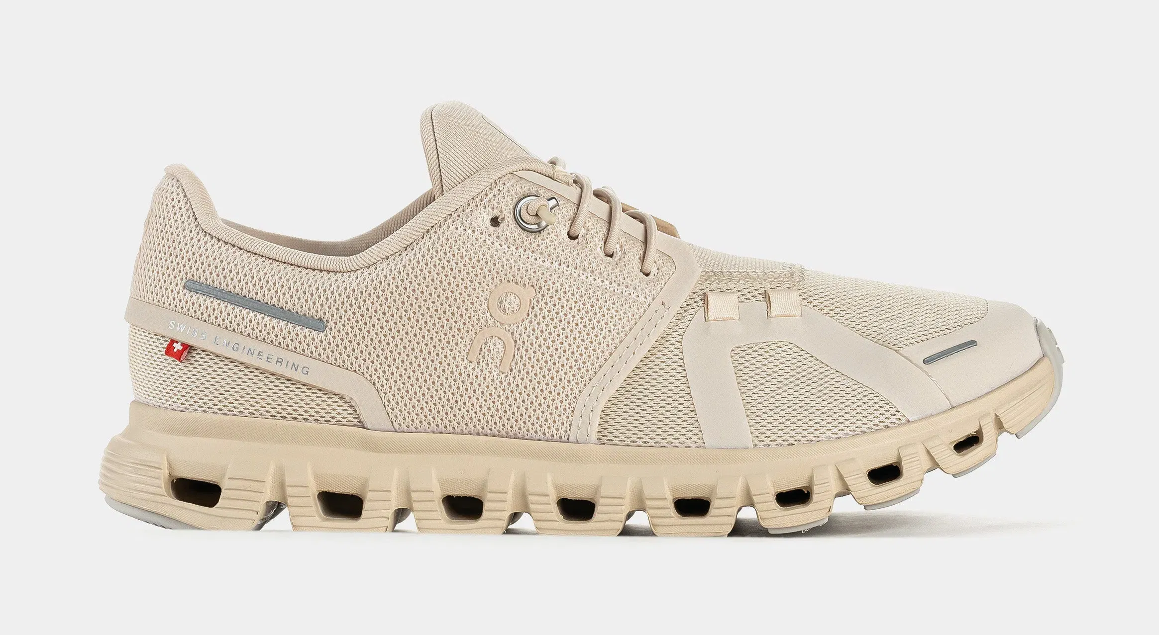 On Running Cloud 6 Womens Running Shoes (Sand/Sand)