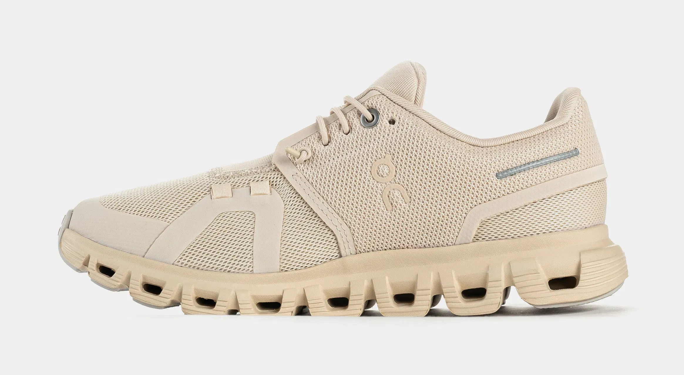 On Running Cloud 6 Womens Running Shoes (Sand/Sand)