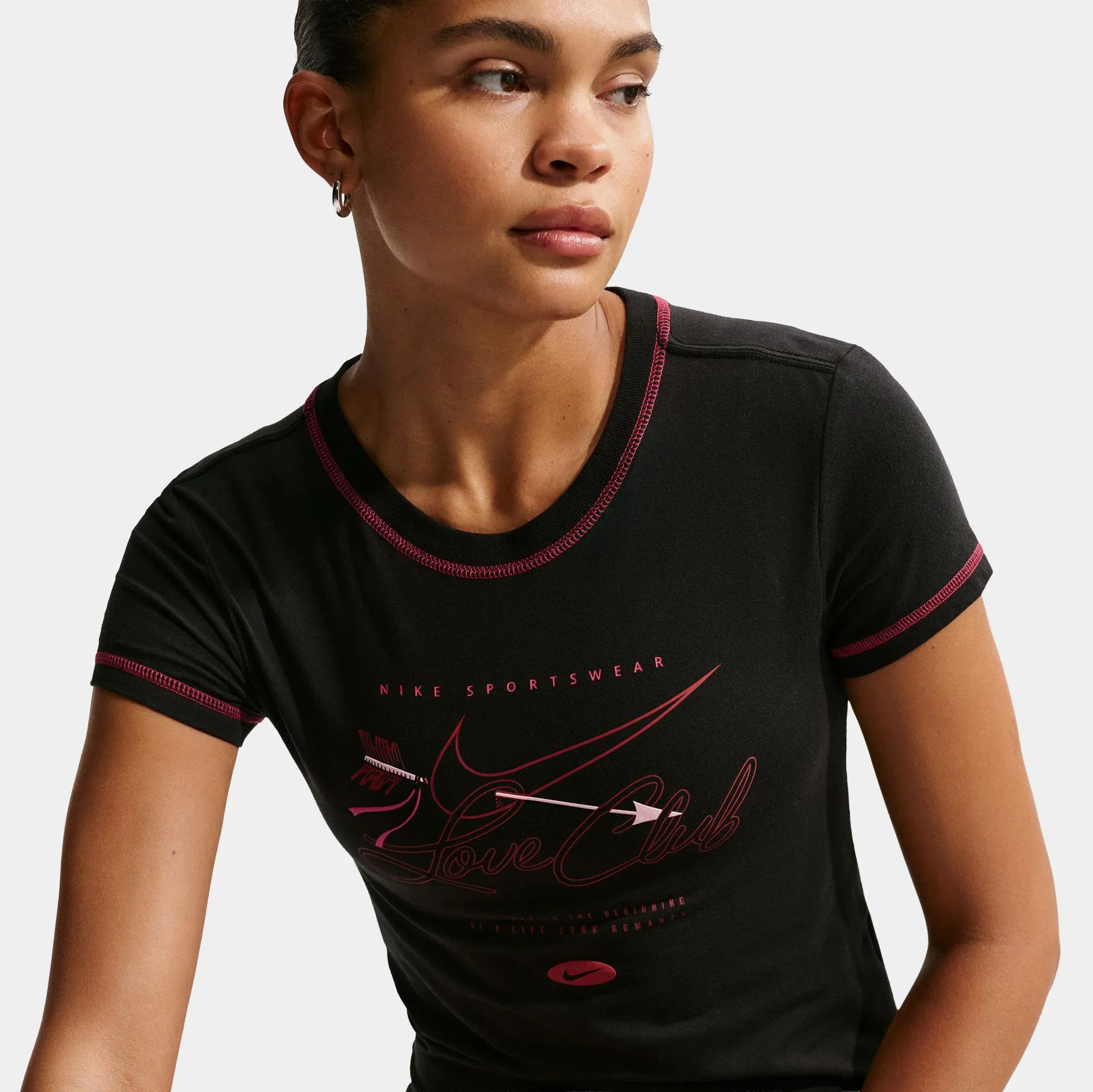 Nike Chill Knit Slim Cropped Womens Short Sleeve Shirt (Black/Rush Pink)