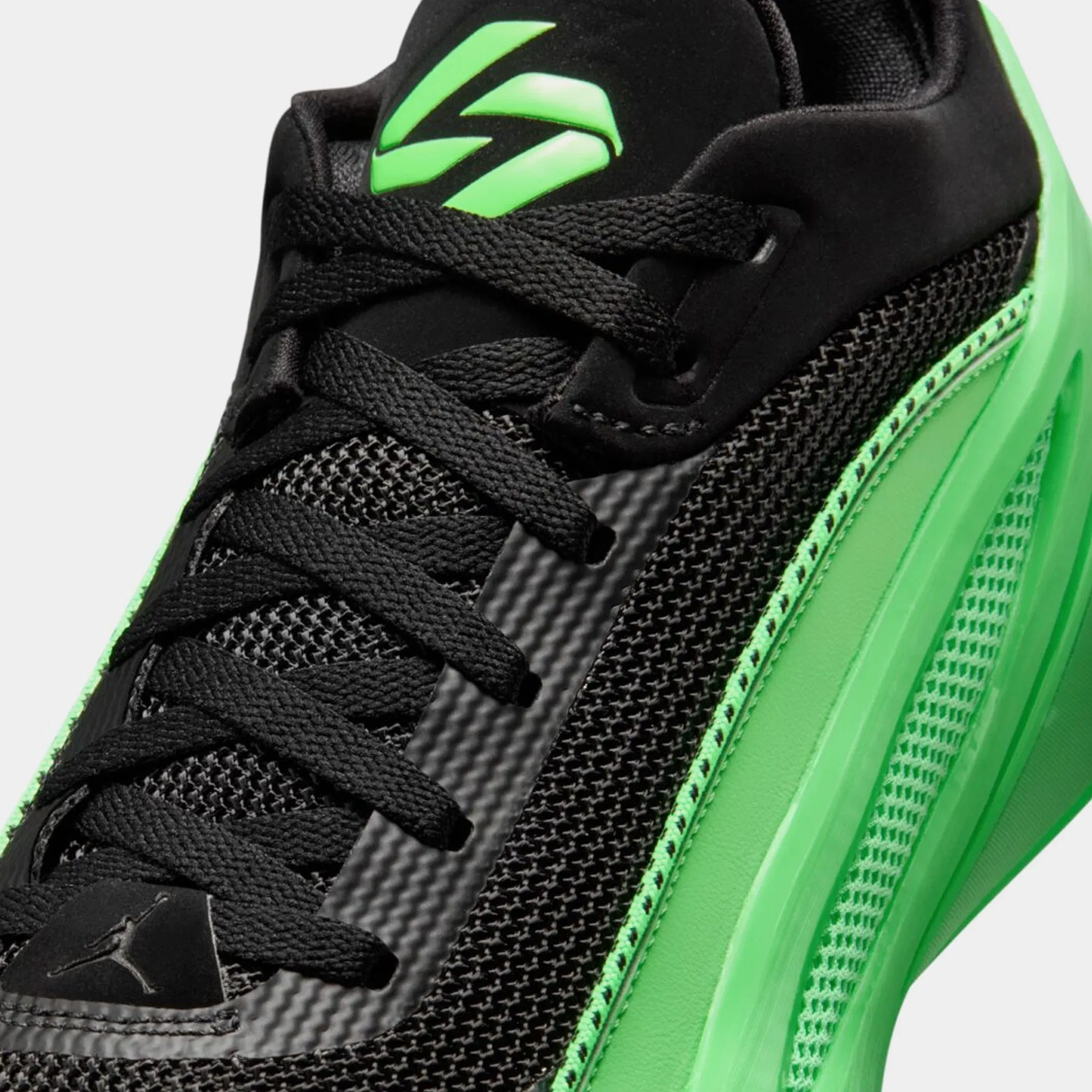 Air Jordan Luka 5 Venom Mens Basketball Shoes (Illusion Green/Black/Illusion Green)