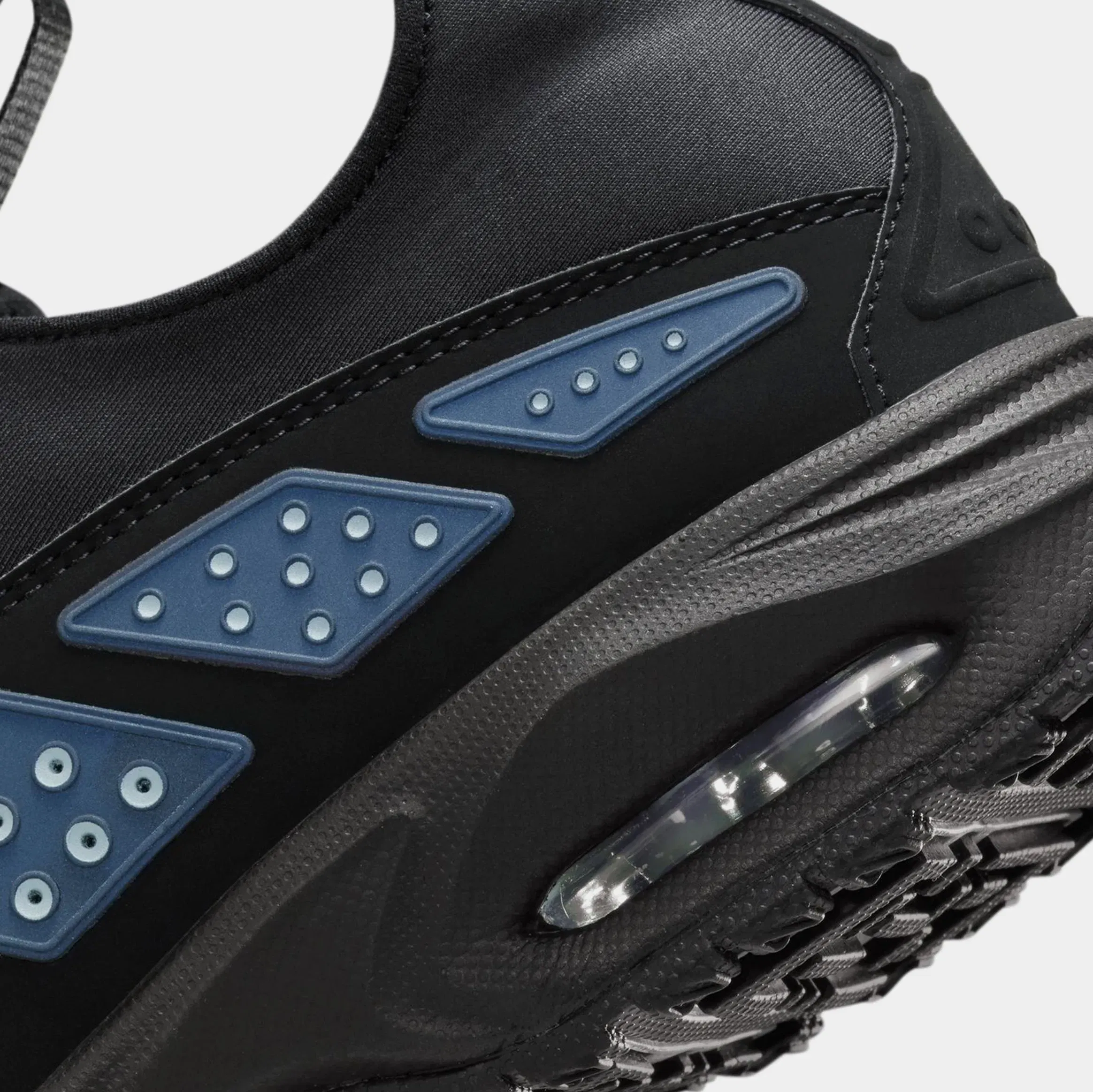 Nike Air Max SNDR Womens Running Shoes (Black/Metallic Silver)