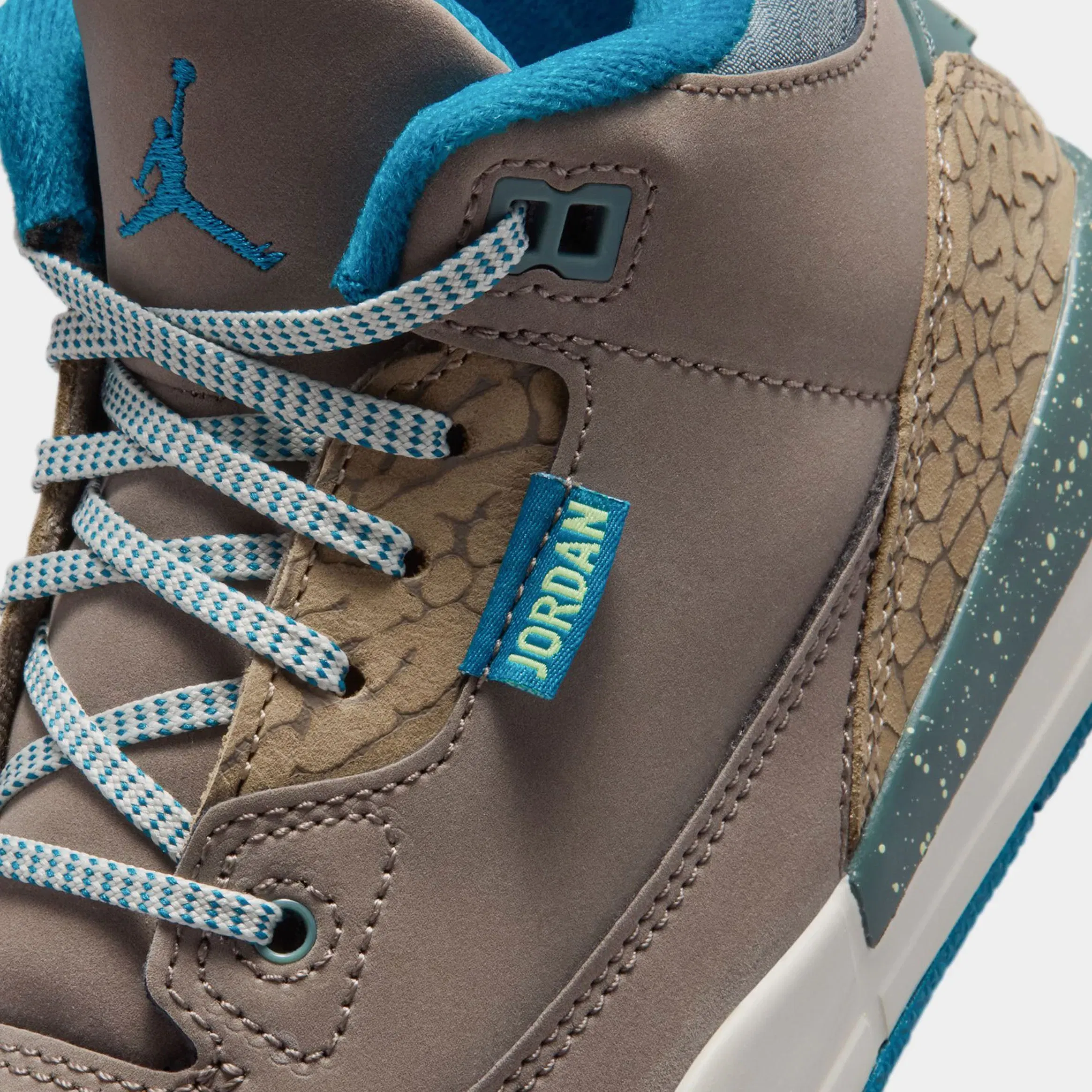 Air Jordan 3 Retro Olive Grey Preschool Lifestyle Shoes (Olive Grey/Green Abyss/Khaki/Sea Glass)