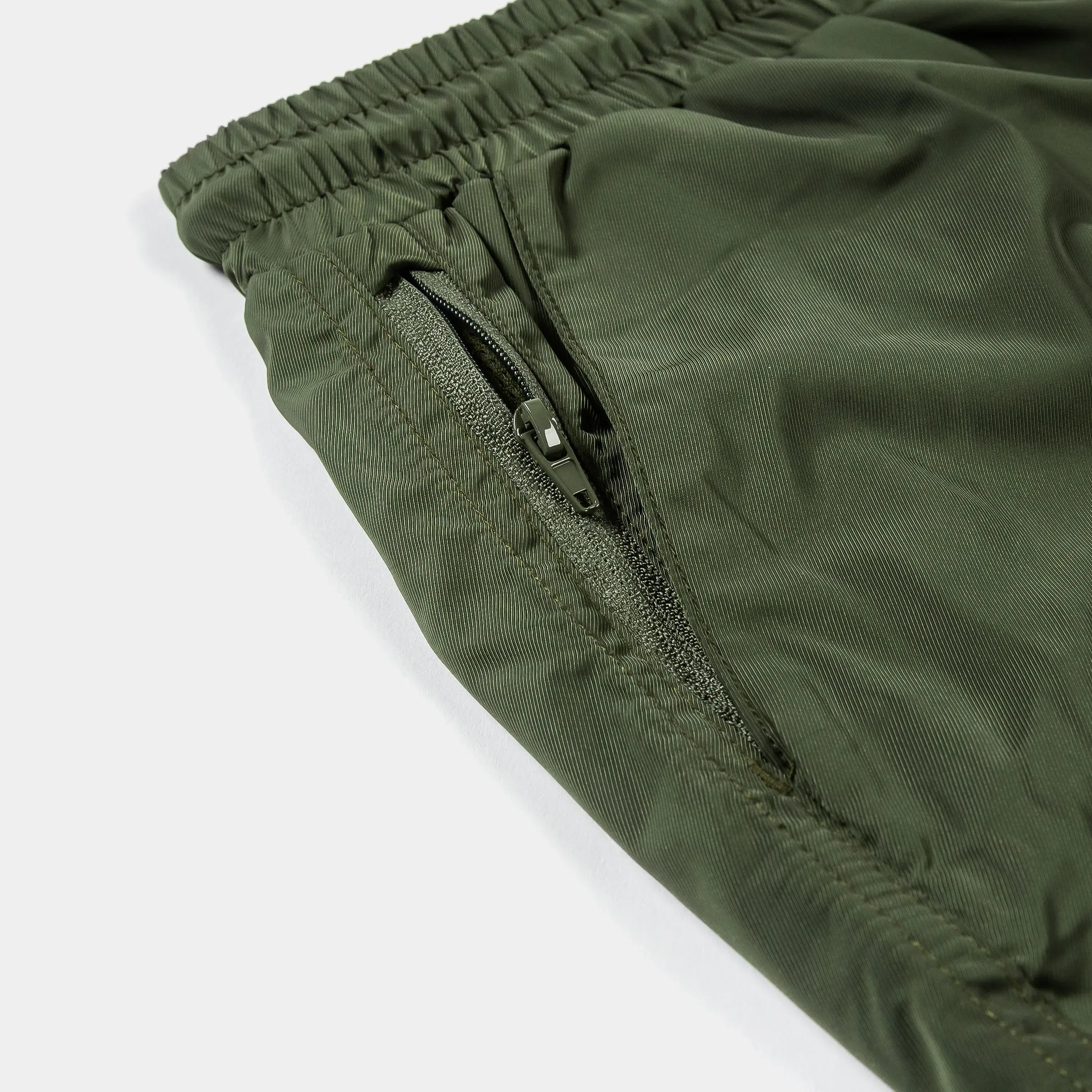 MAISON ARTICLE Nylon Hybrid Mens Shorts (Green)