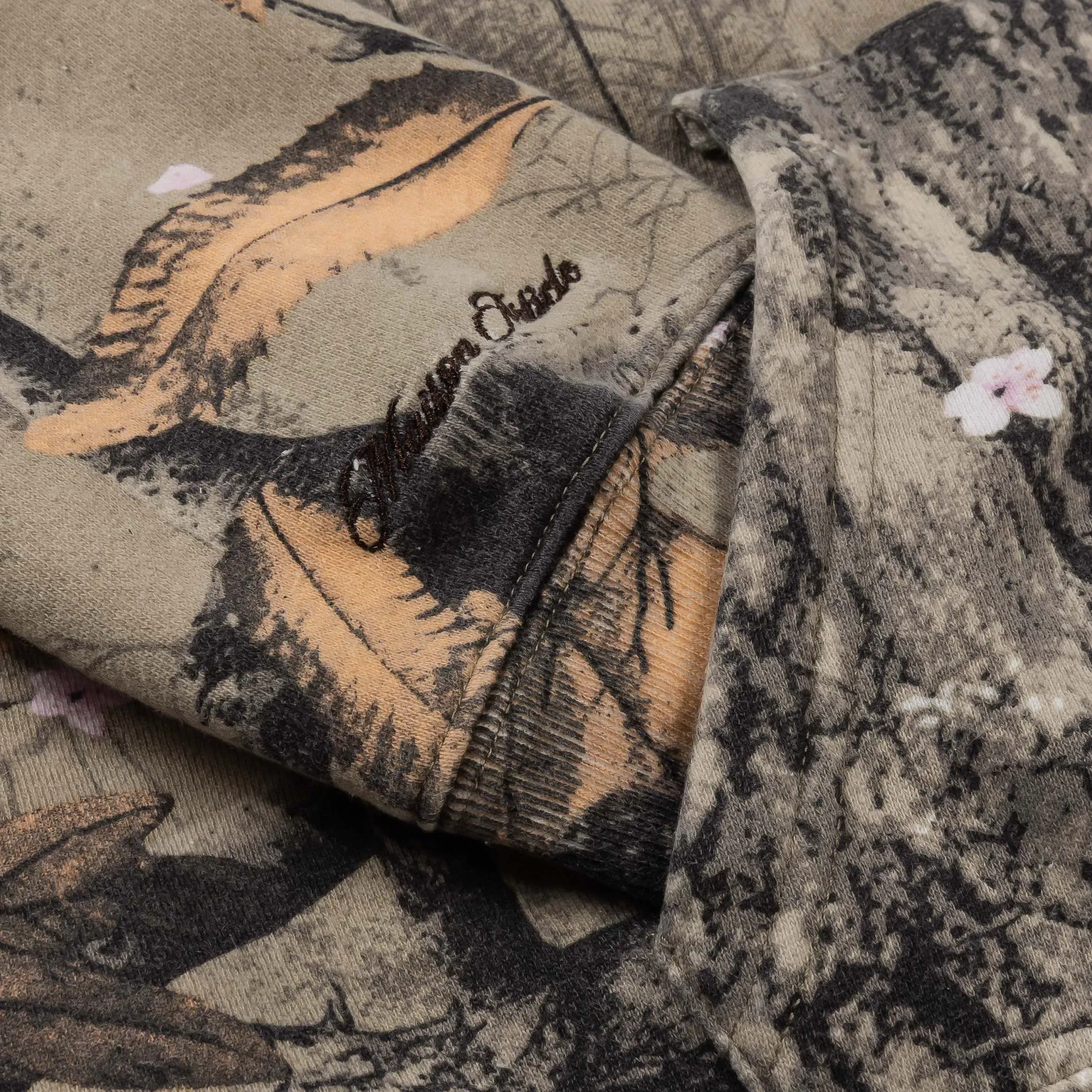 MAISON ARTICLE Angels Camo Cropped Zip Up Womens Hoodie (Multicolor)