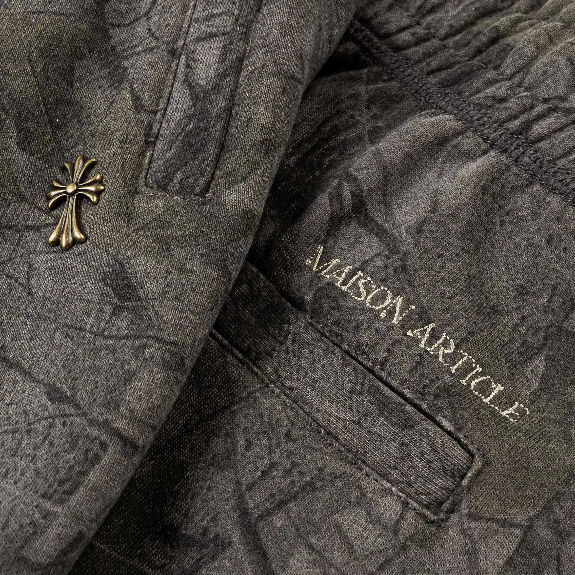 MAISON ARTICLE Overdyed Camo Fleece Mens Sweatpants (Grey/Brown)