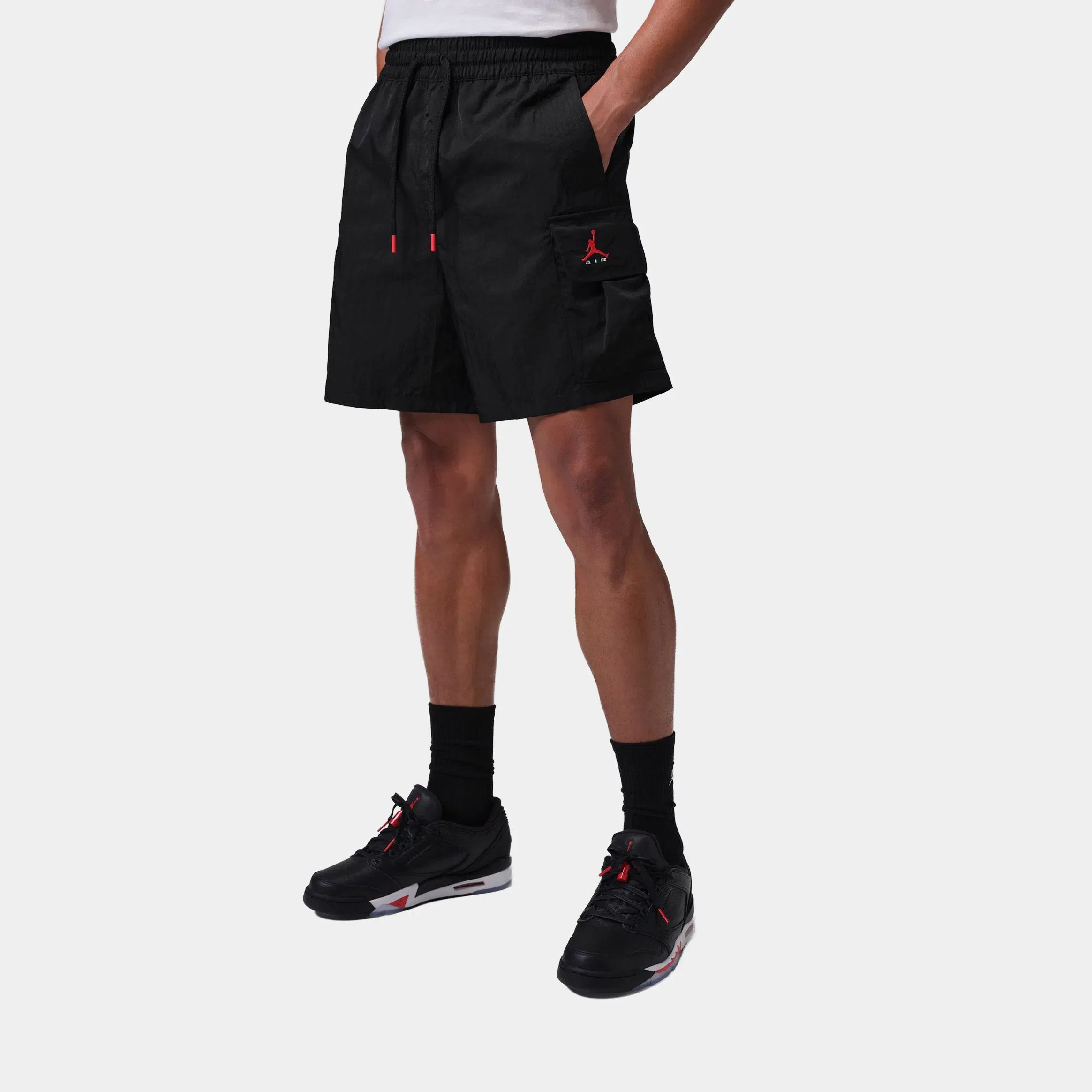 Air Jordan Brooklyn Woven Cargo Mens Shorts (Black/University Red)