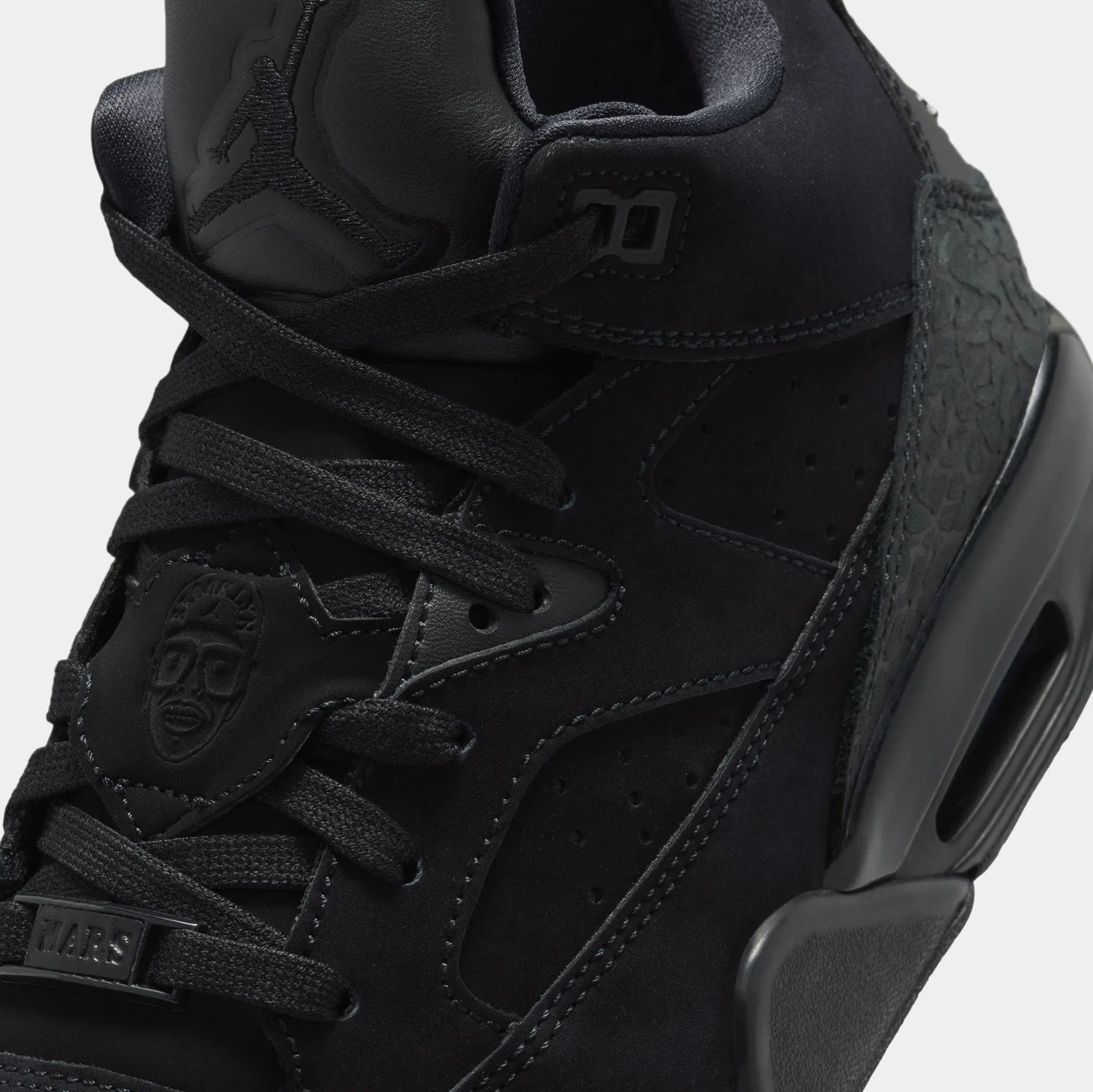 Air Jordan Son of Mars Low Grade School Lifestyle Shoes (Black/Dark Smoke Grey)