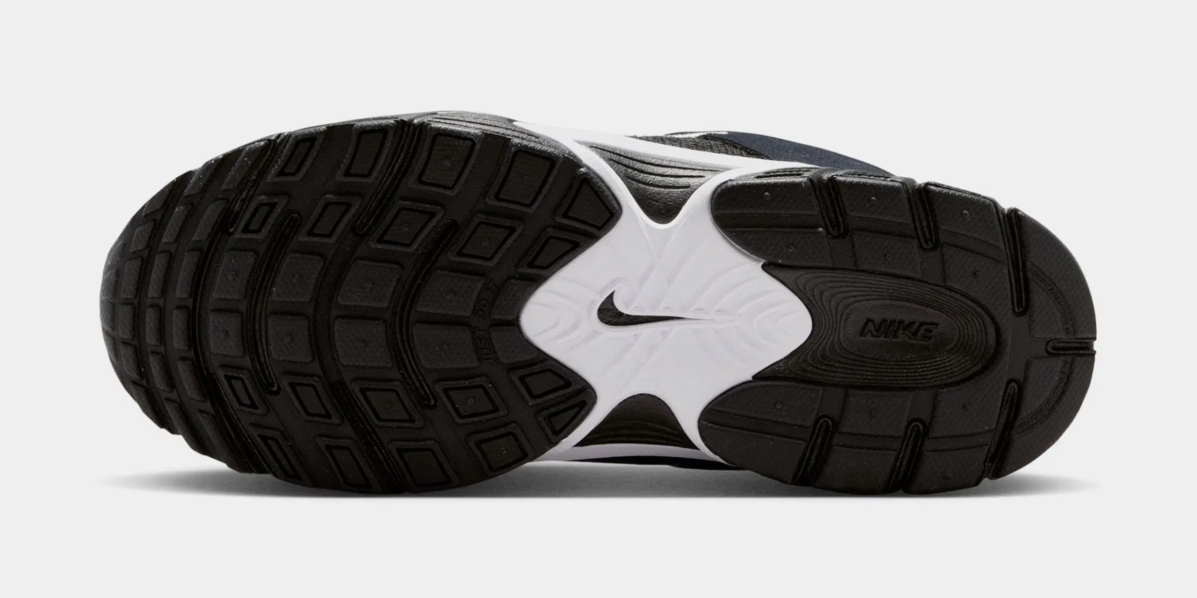 Nike V5 Runner Suede Grade School Running Shoes (Black/White)