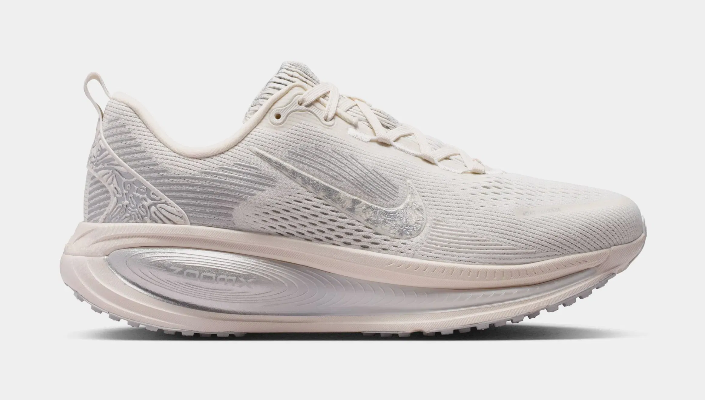 Nike Vomero 18 SE Womens Running Shoes (Phantom/Summit White/Grey Fog)