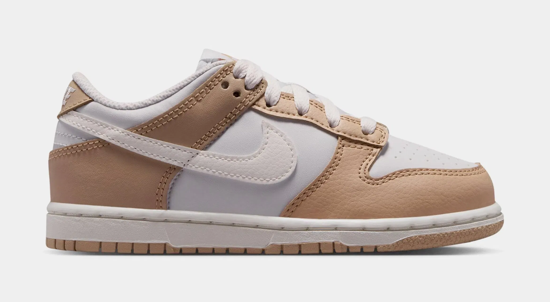 Nike Dunk Low Preschool Lifestyle Shoes (Linen/Platinum Tint/Sail)