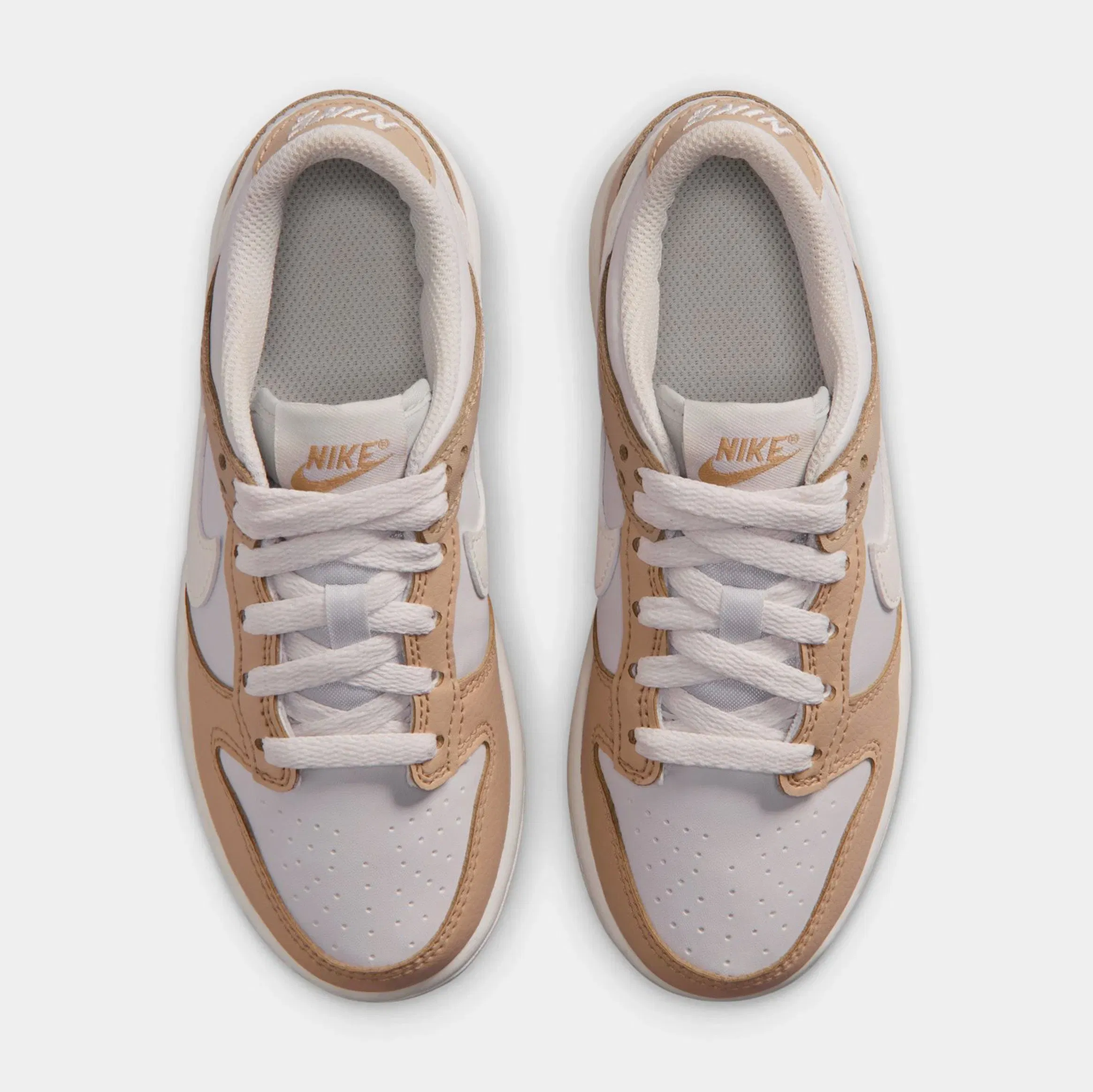Nike Dunk Low Preschool Lifestyle Shoes (Linen/Platinum Tint/Sail)