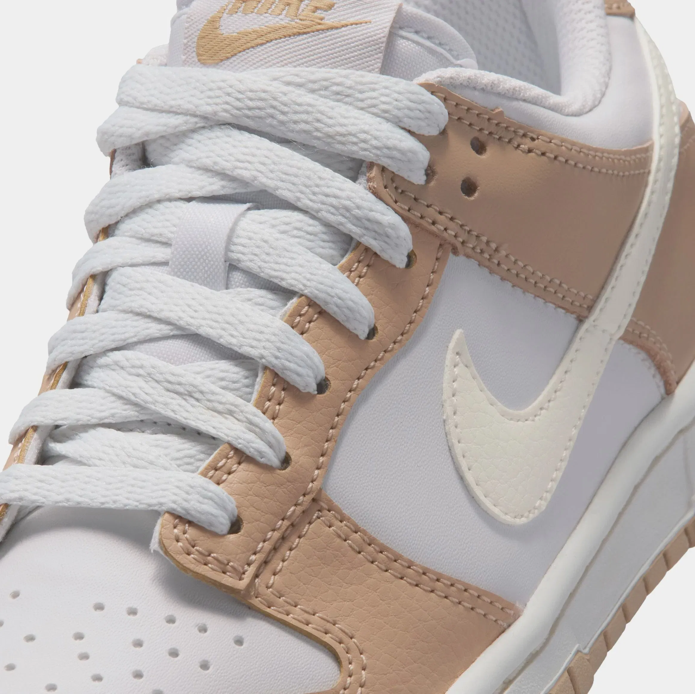 Nike Dunk Low Grade School Lifestyle Shoes (Linen/Sail/Platinum Tint)