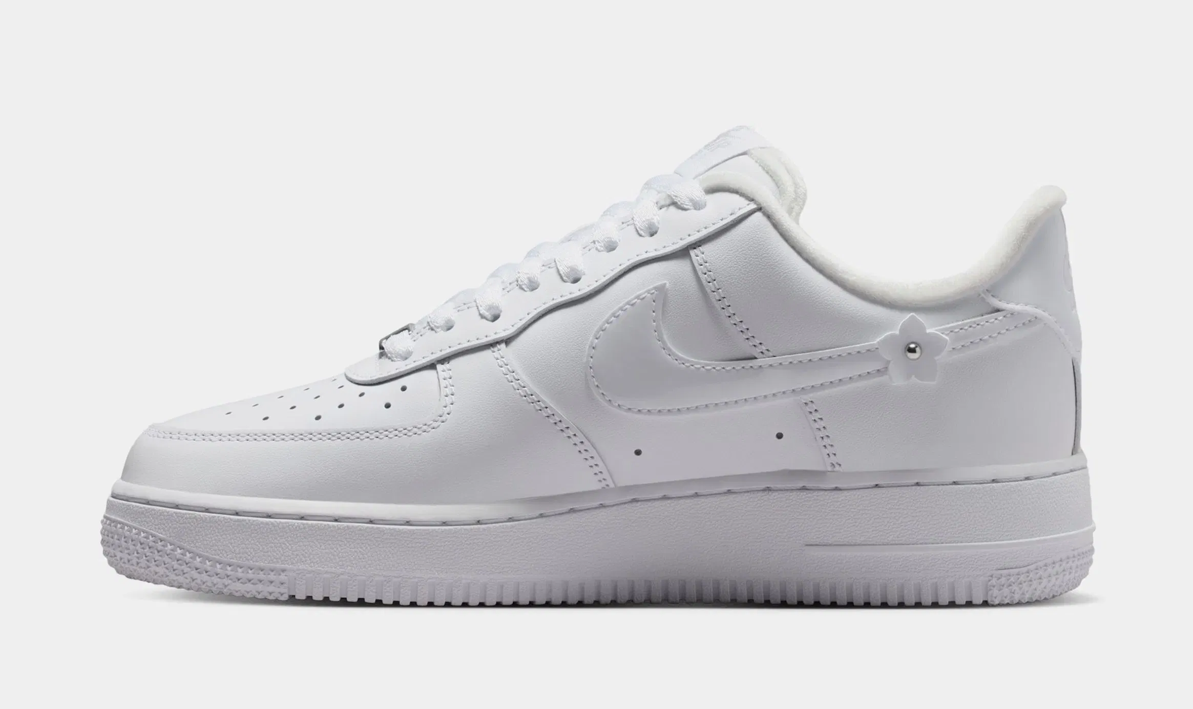 Nike Air Force 1 '07 Florette Womens Lifestyle Shoes (White/Wolf Grey/Metallic Silver)
