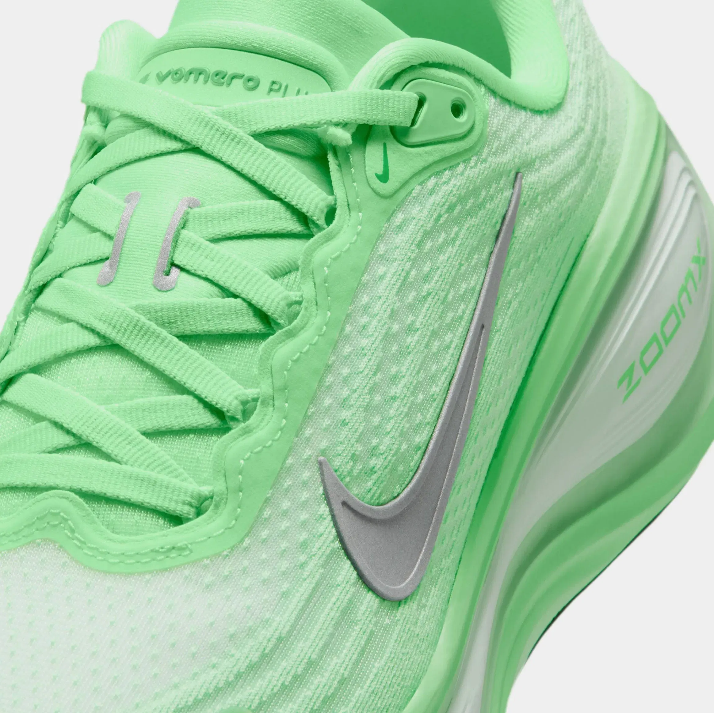 Nike Vomero Plus Womens Running Shoes (White/Illusion Green/Cucumber Calm/Metallic Silver)
