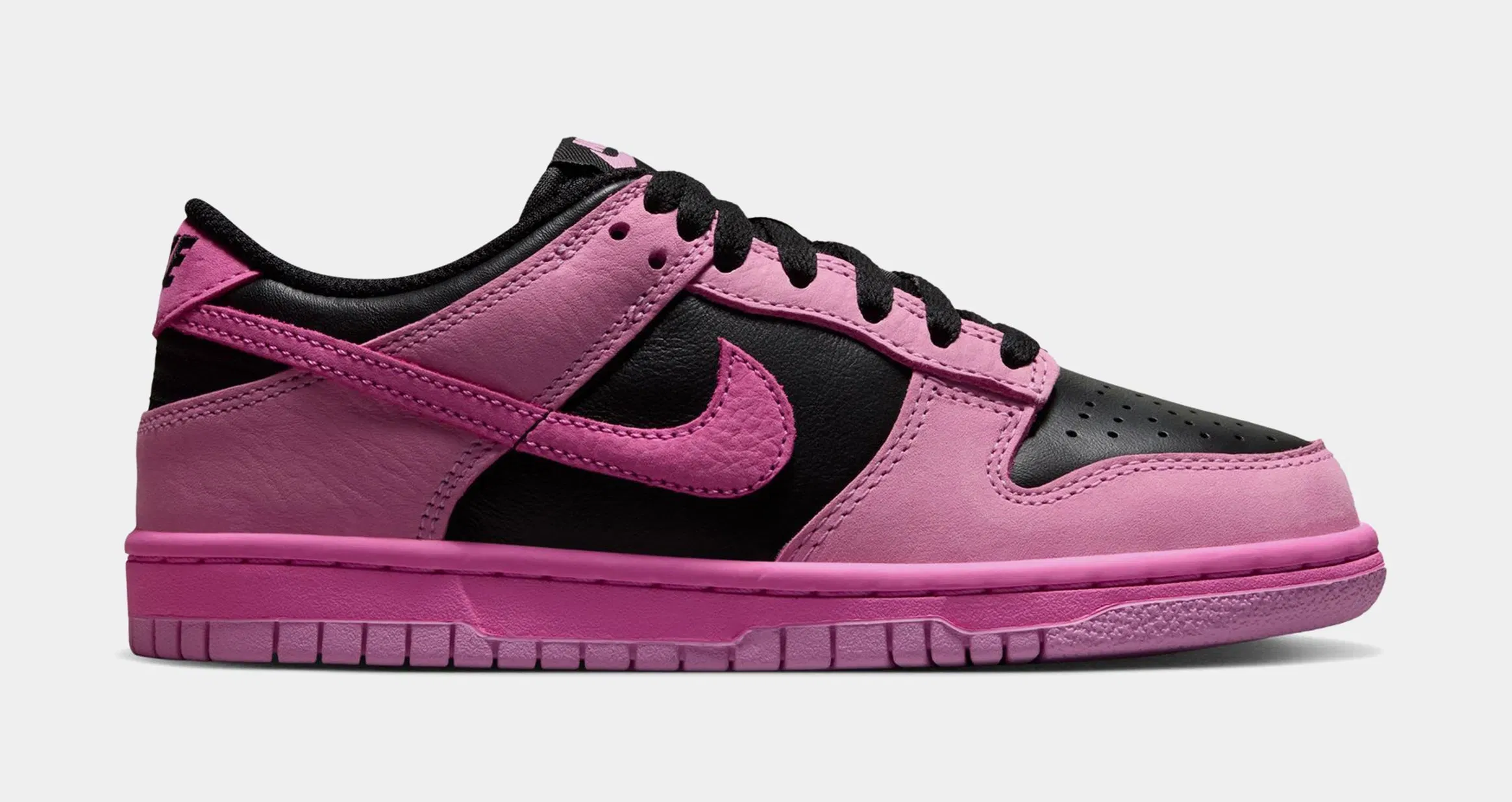 Nike Dunk Low SE Grade School Lifestyle Shoes (Pink Rise/Playful Pink/Black)