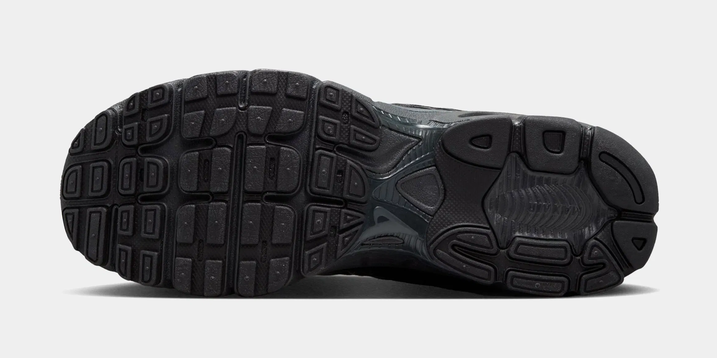 Nike Air Max Moto 2K Mens Running Shoes (Black/Off-Noir/Anthracite)