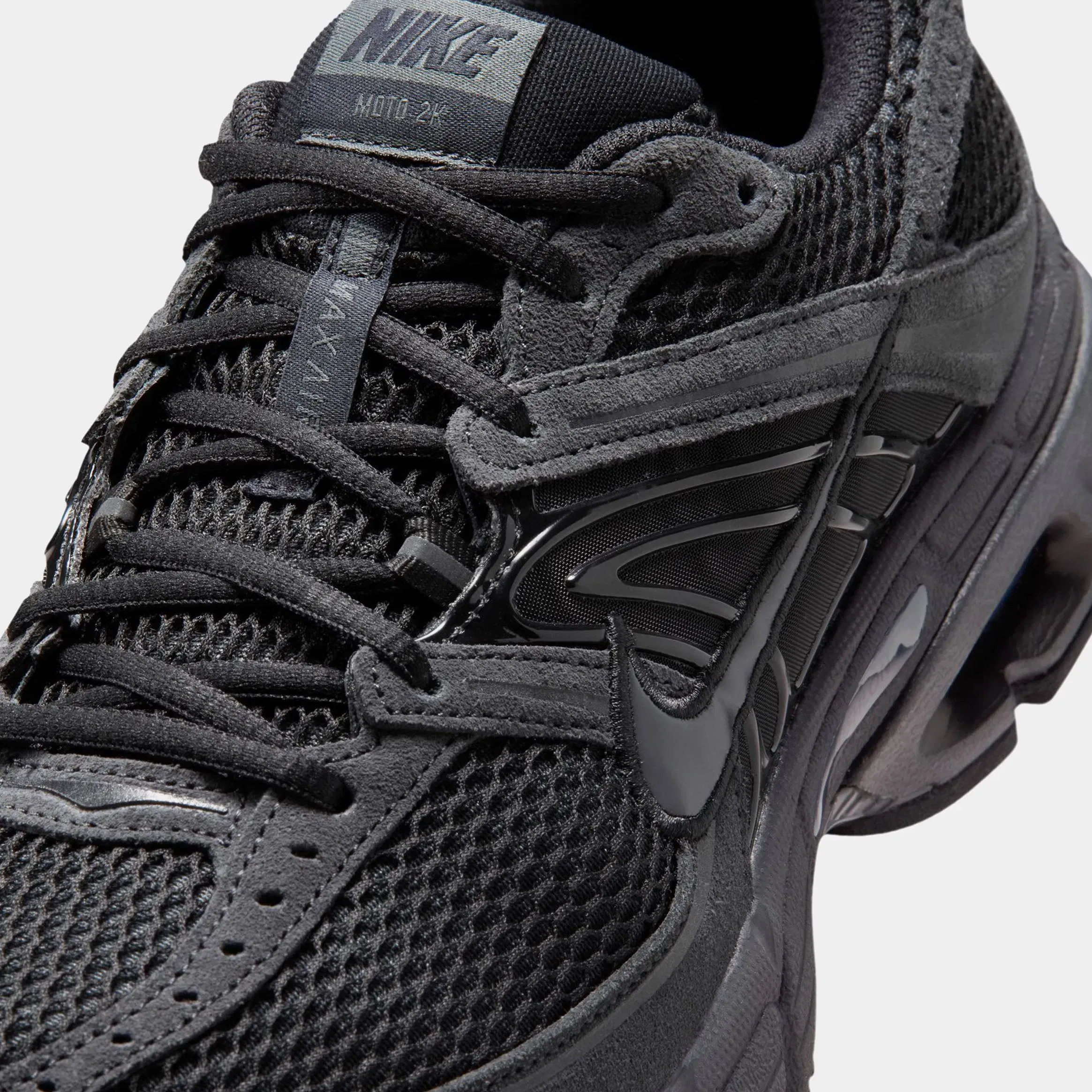 Nike Air Max Moto 2K Mens Running Shoes (Black/Off-Noir/Anthracite)