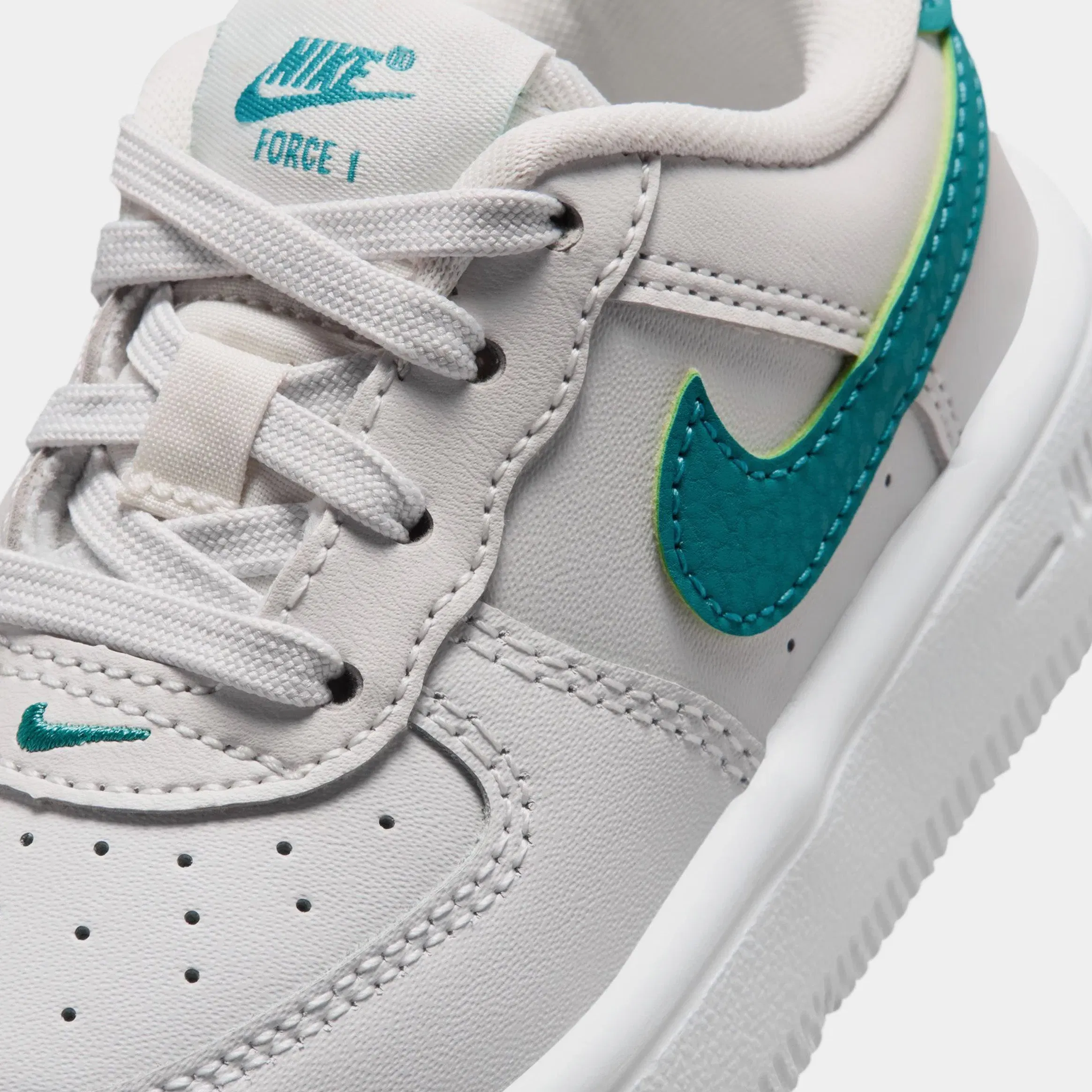 Nike Air Force 1 Low Infant Toddler Lifestyle Shoes (Sail/Sesame/Bleached Turquoise/Multi-Color)
