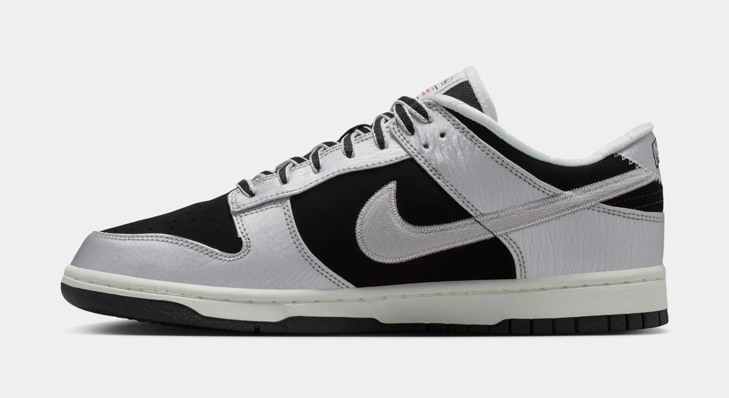 Nike Dunk Low Retro Mens Lifestyle Shoes (Metallic Silver/Black/Sail)
