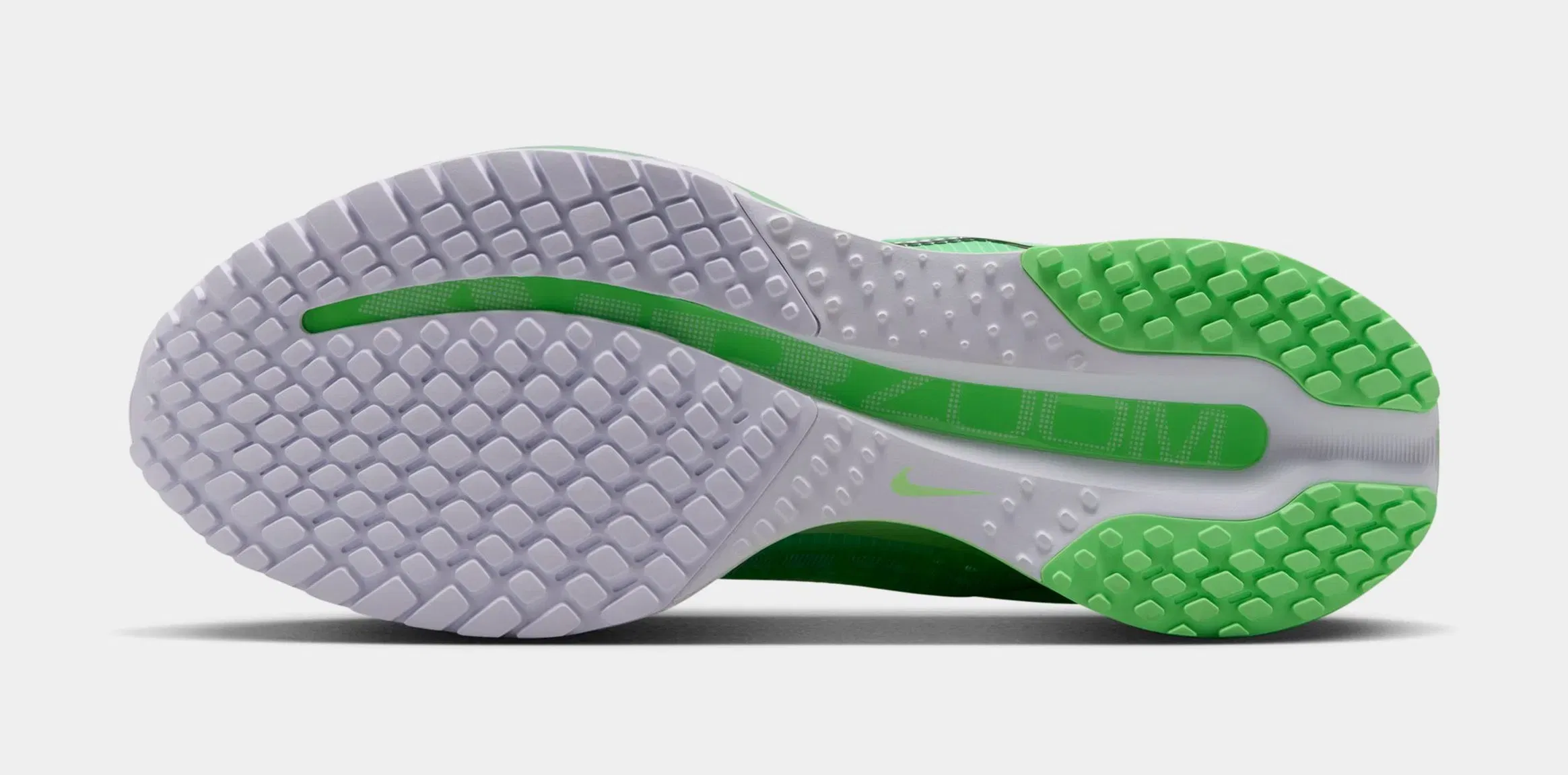 Nike Pegasus Premium Womens Running Shoes (Illusion Green/White/Metallic Silver)