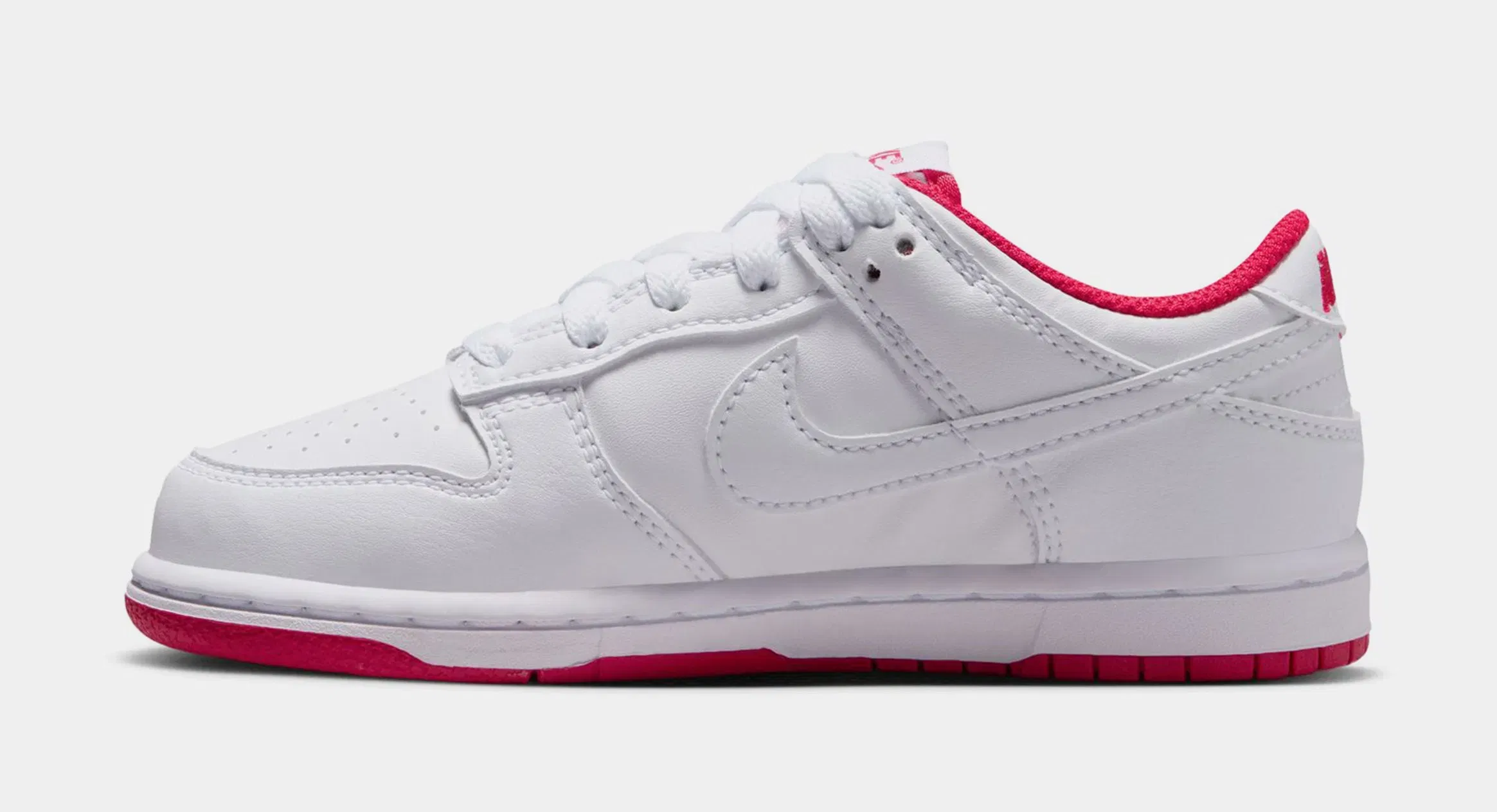 Nike Dunk Low Preschool Lifestyle Shoes (White/University Red)