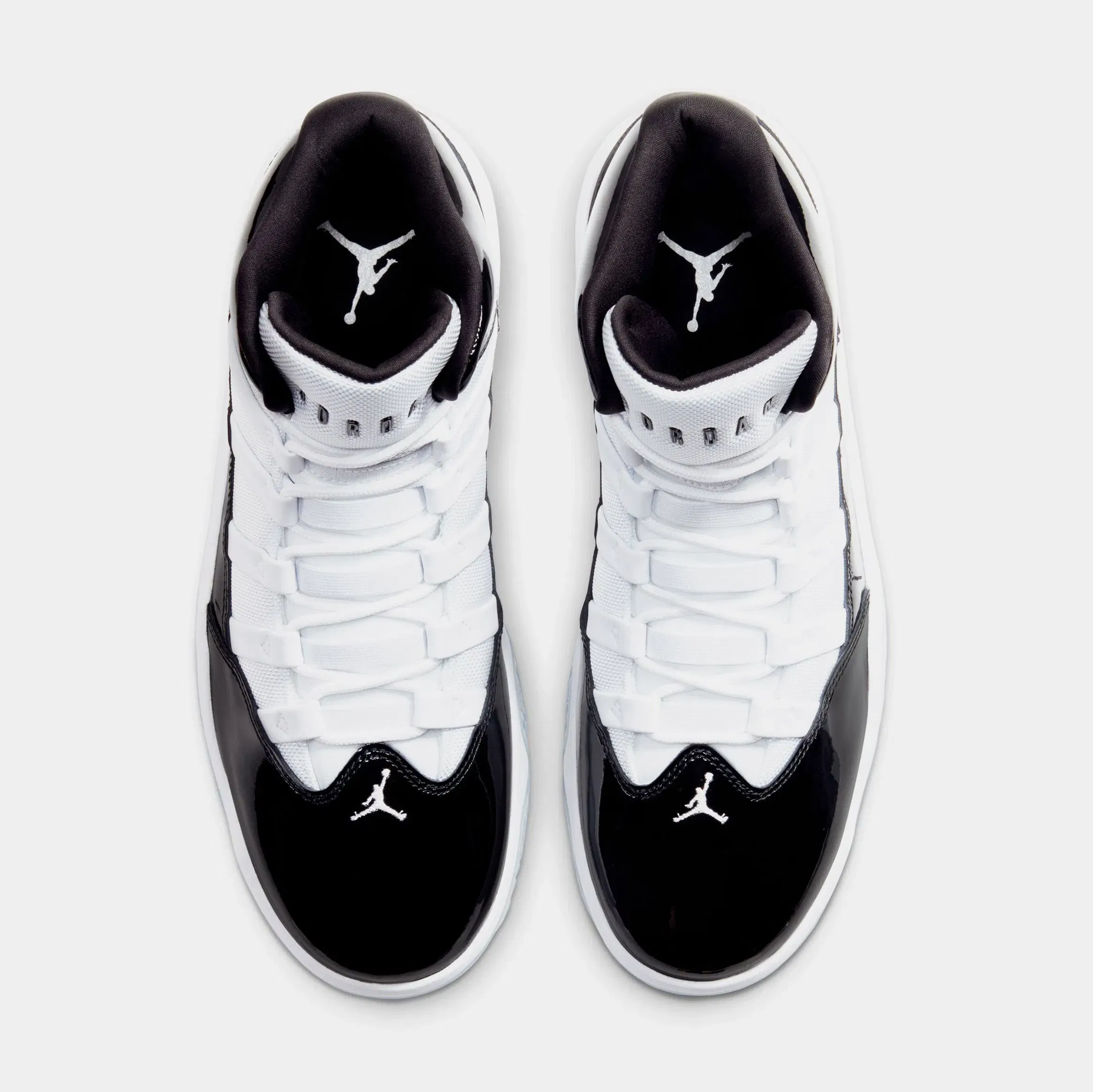 Air Jordan Max Aura Black White Mens Lifestyle Shoes (Black/White)