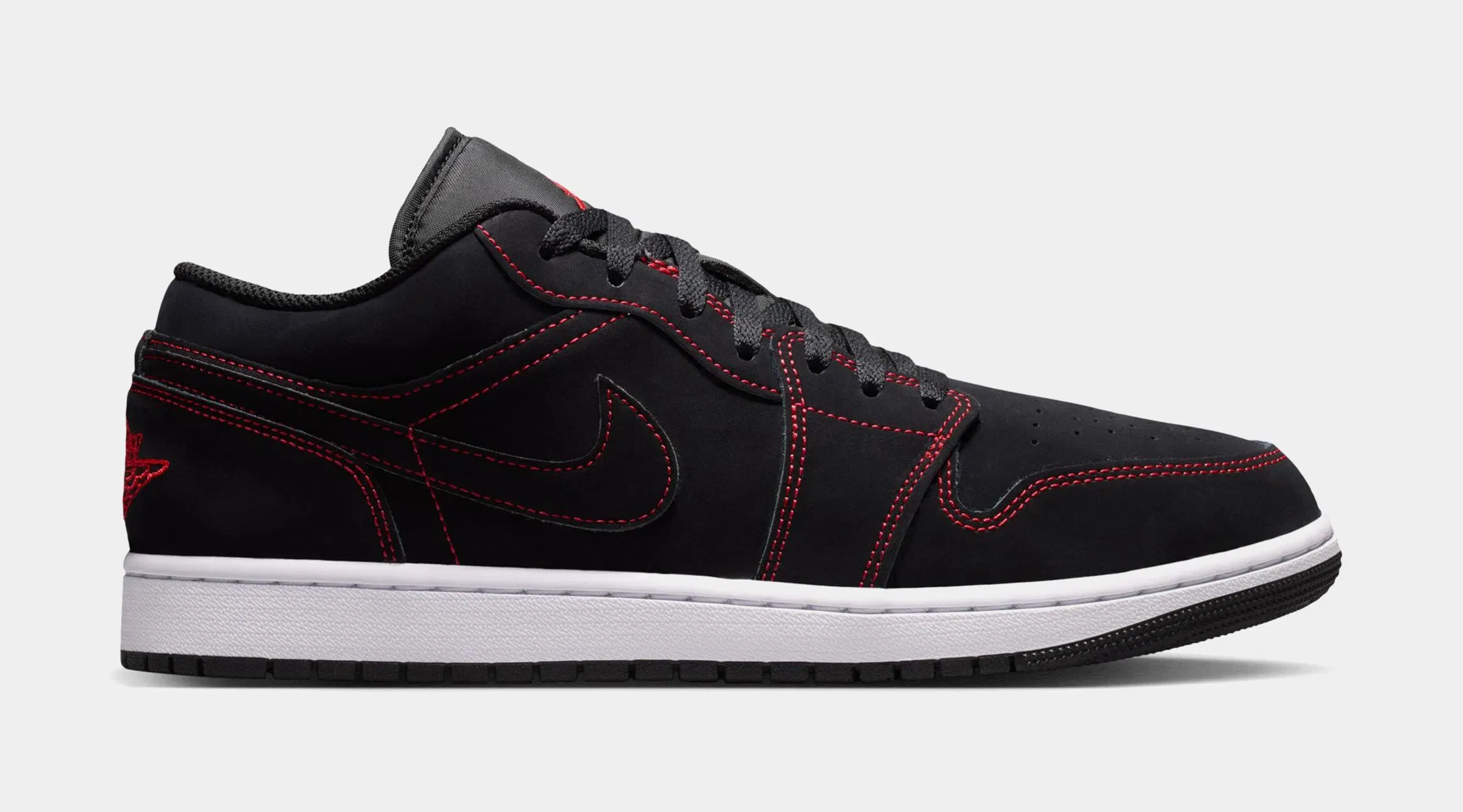 Air Jordan 1 Low Bloodline Mens Lifestyle Shoes (Black/University Red/White)