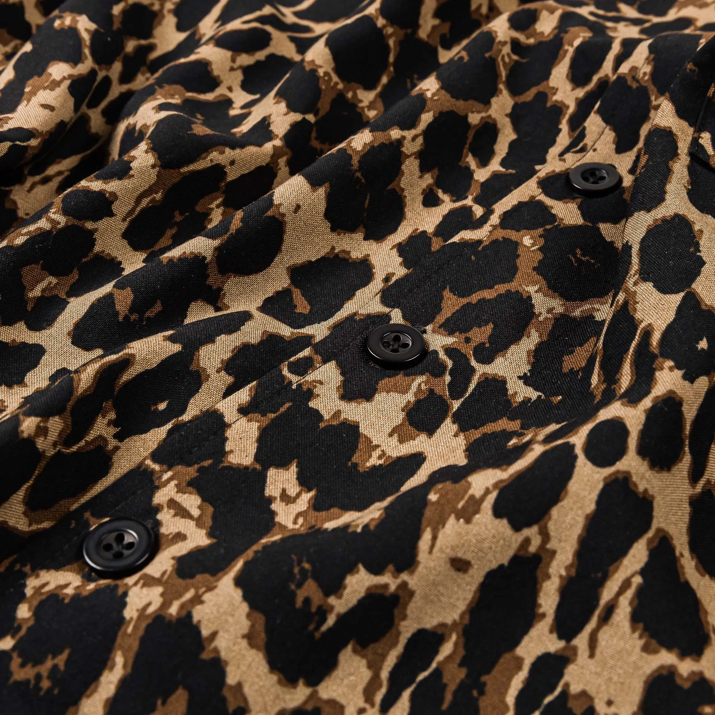 MAISON ARTICLE Leopard Round Shoulder Button Up Mens Short Sleeve Shirt (Brown/Beige)