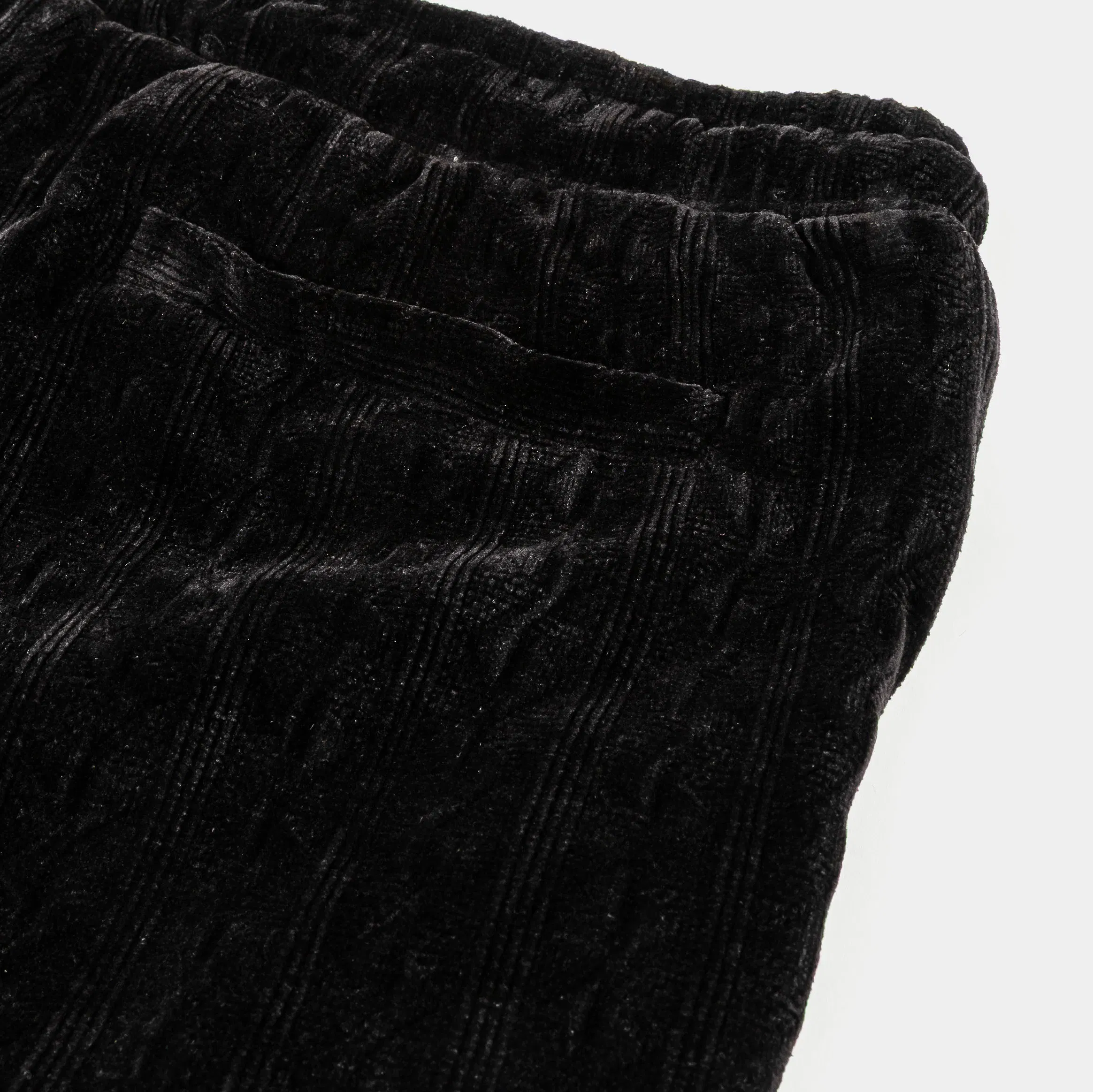 MAISON ARTICLE Chenille Mens Shorts (Black)