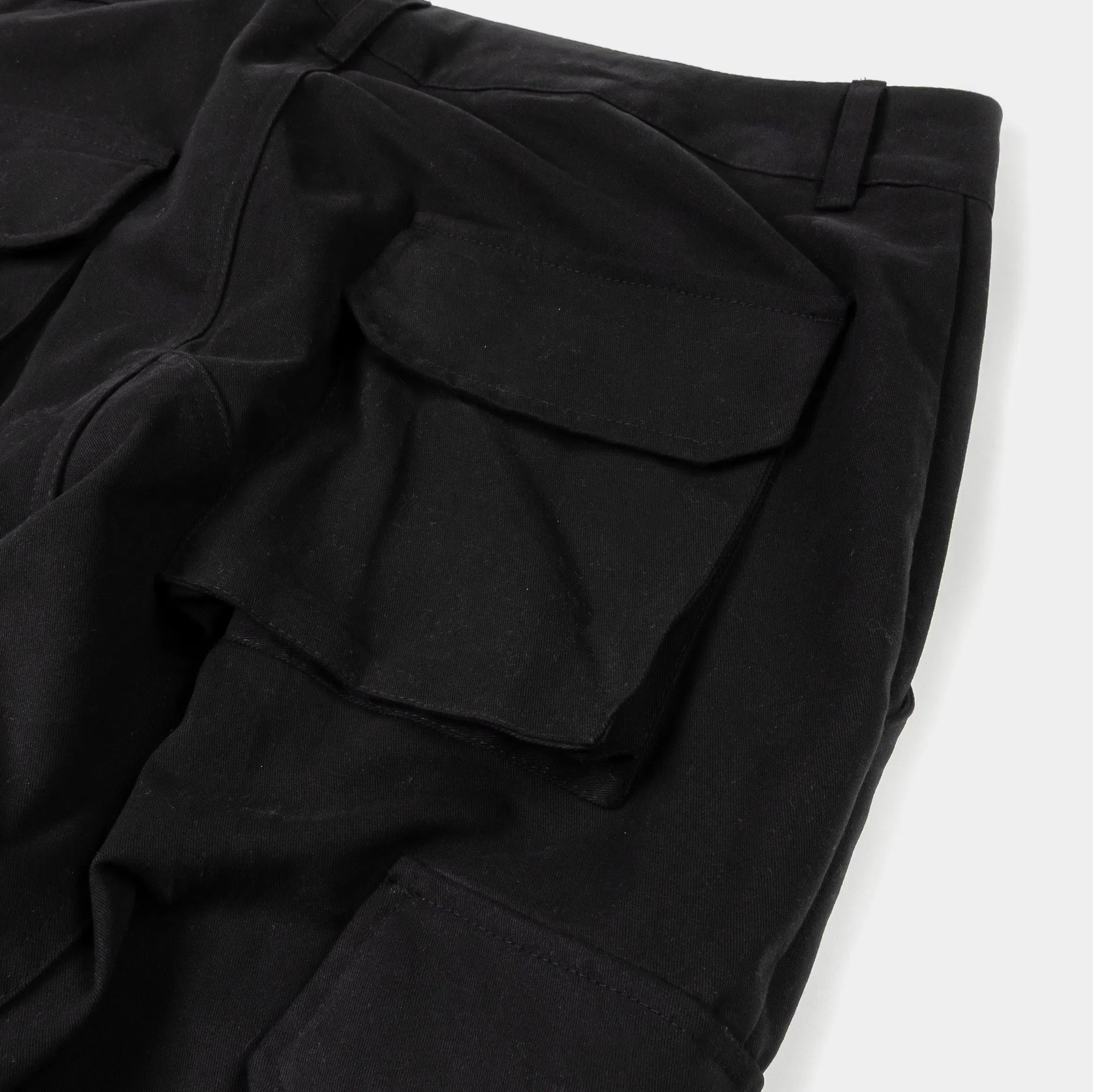 MAISON ARTICLE Solid Canvas Cargo Mens Pants (Black)