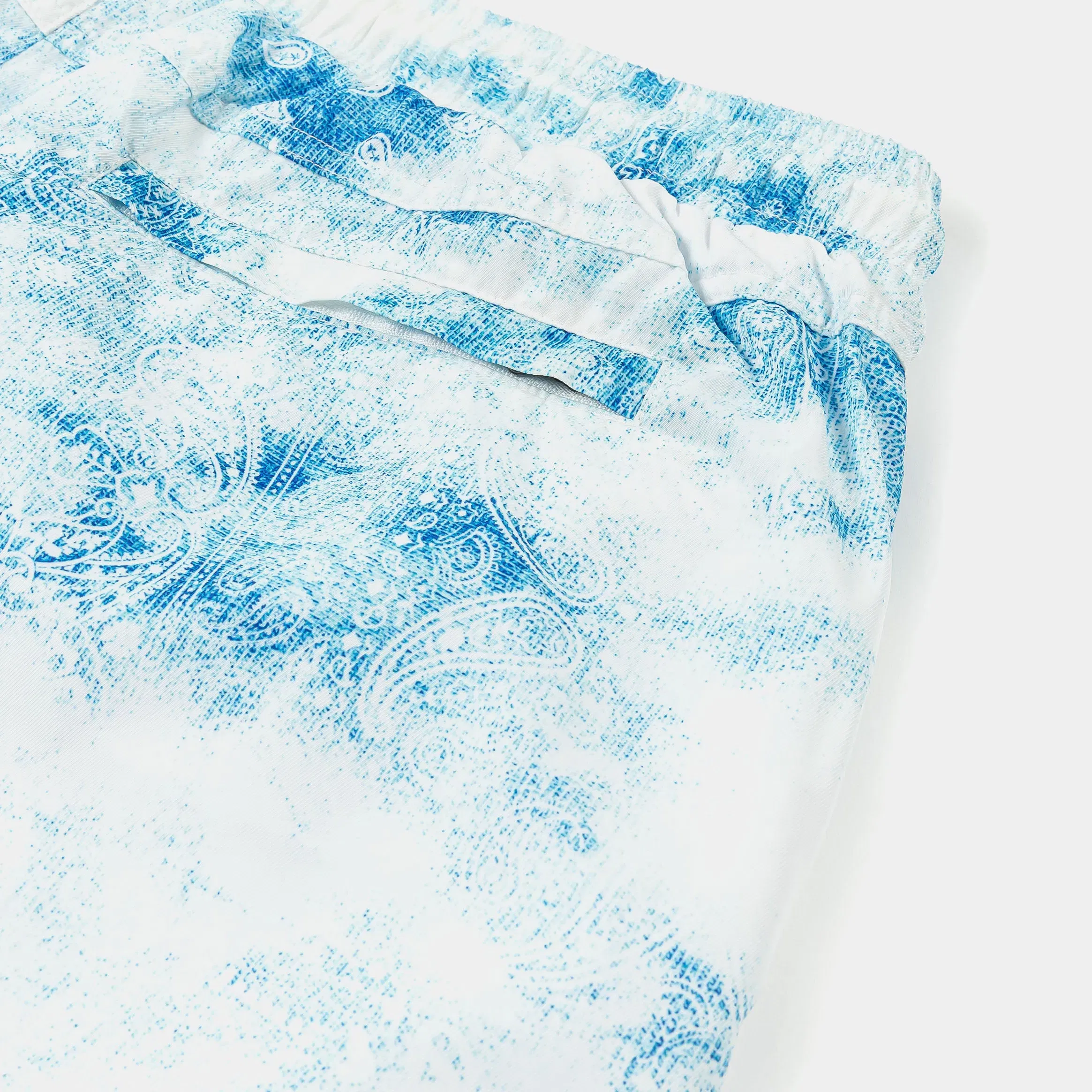 MAISON ARTICLE Tie Dye Paisley Hybrid Mens Shorts (Blue/White)