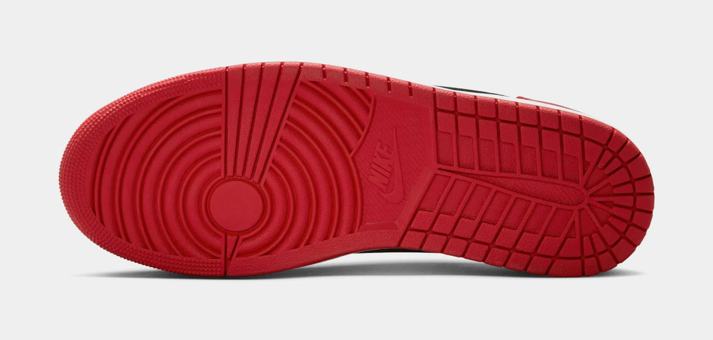 Air Jordan 1 Retro Low OG Chicago Mens Lifestyle Shoes (Varsity Red/Black/Summit White)