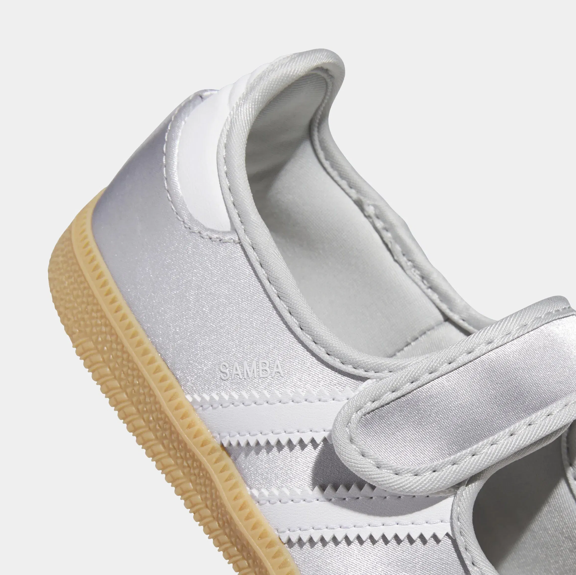 adidas Samba Jane Preschool Lifestyle Shoes (Metallic/Cloud White/Gum)
