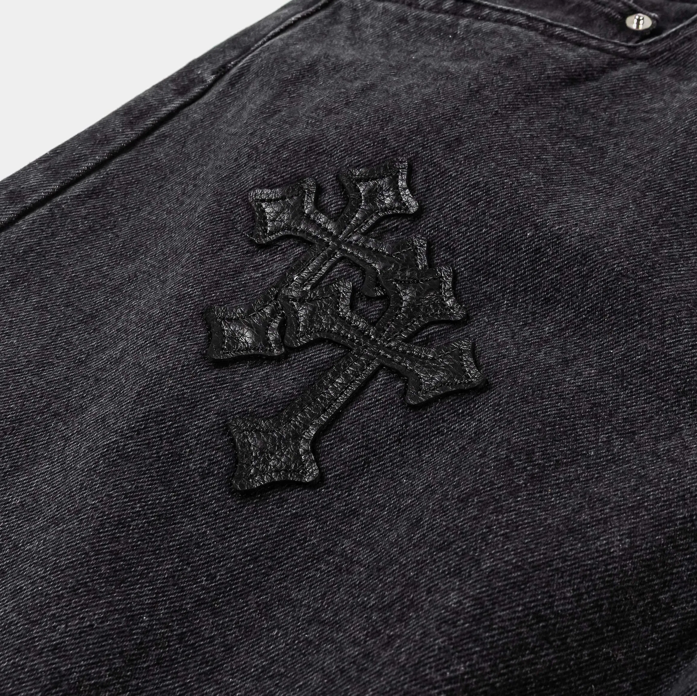 MAISON ARTICLE Cross Patch Denim Mens Shorts (Black)