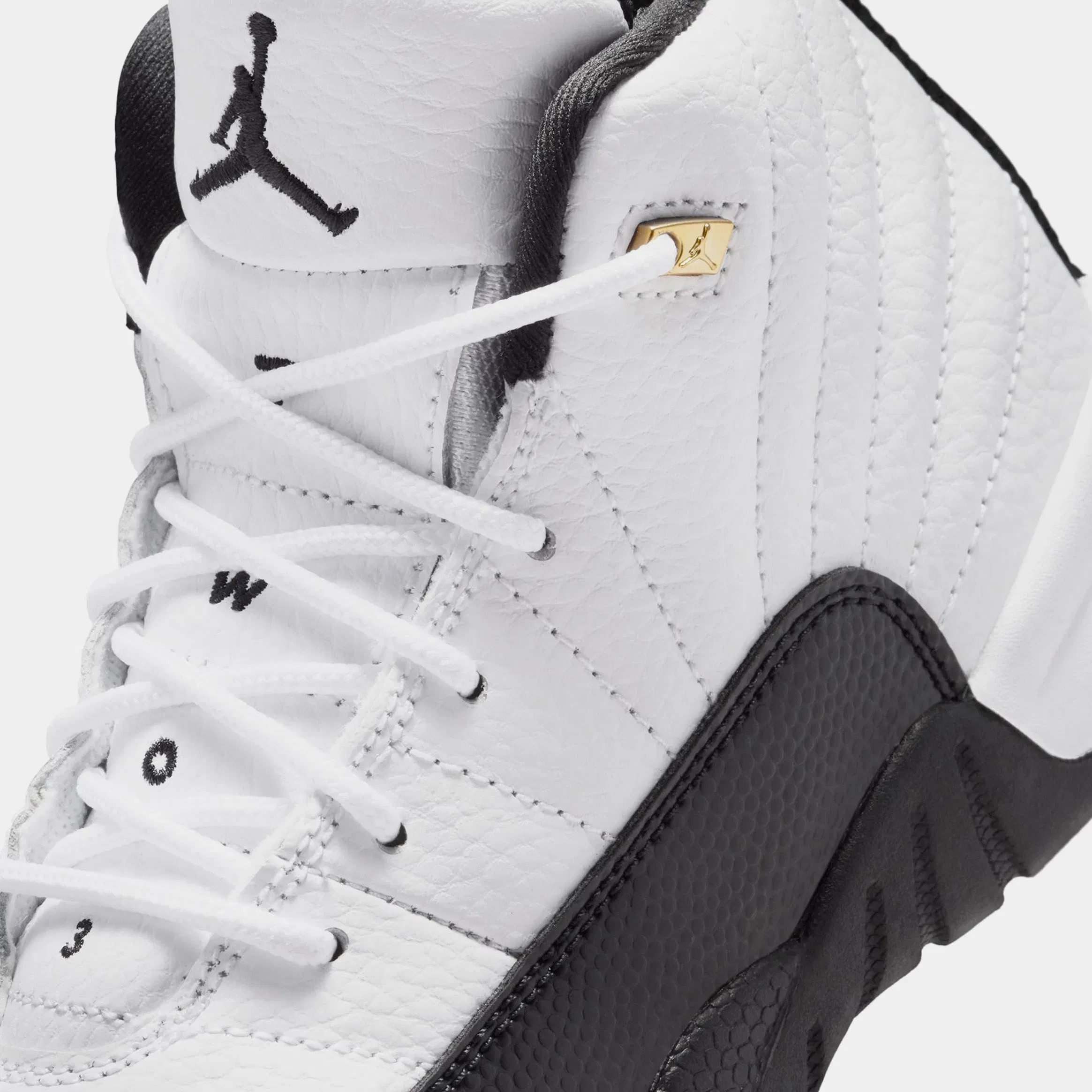 Air Jordan 12 Retro Taxi Preschool Lifestyle Shoes (White/Black/Taxi)