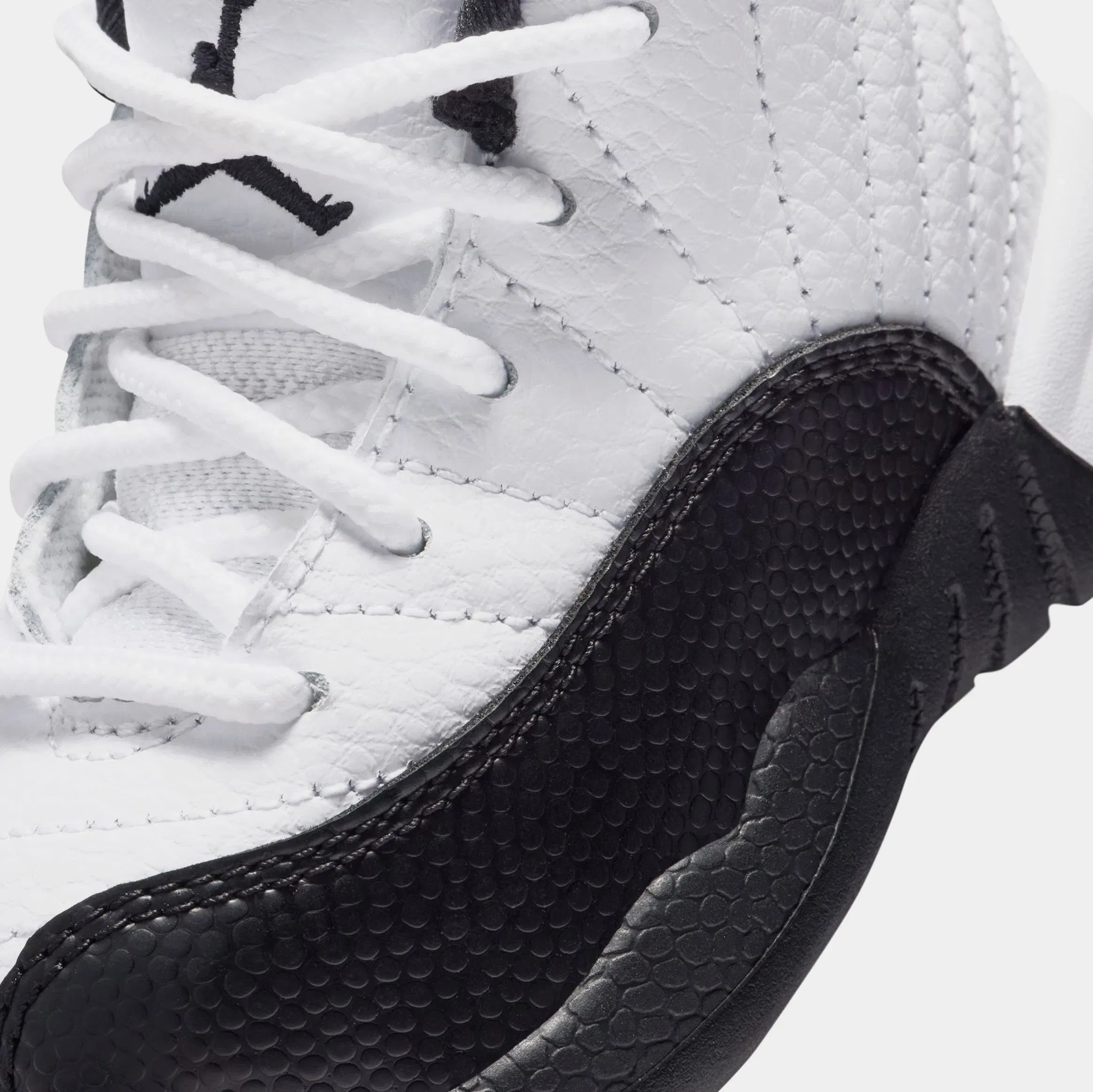 Air Jordan 12 Retro Taxi Infant Toddler Lifestyle Shoes (White/Black/Taxi)