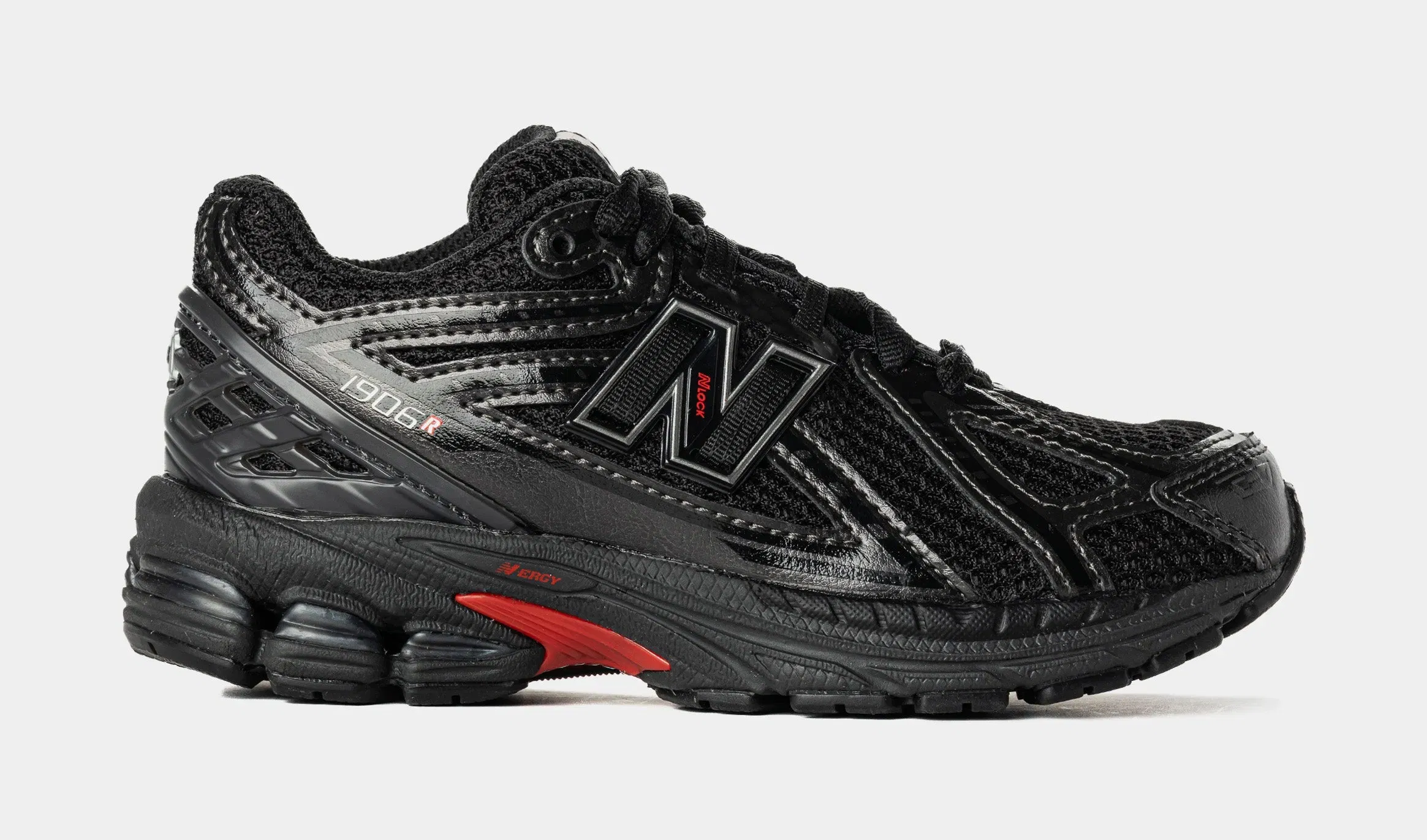 NEWBALANCE Shoe Palace Exclusive x New Balance 1906 Preschool Running Shoes (Black/Red)