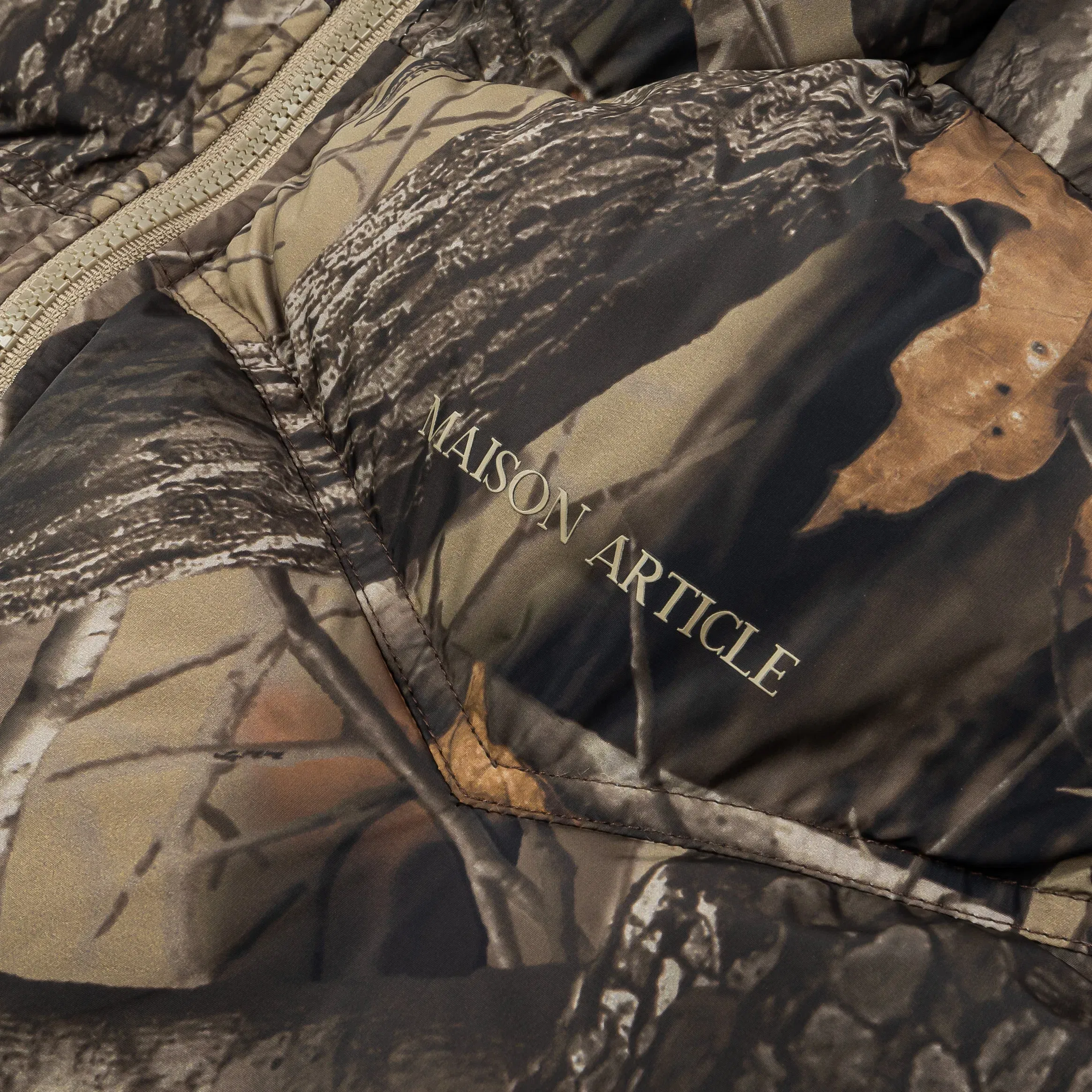 MAISON ARTICLE Realtree by Shoe Palace Hardwoods Puffer Mens Jacket (Brown)